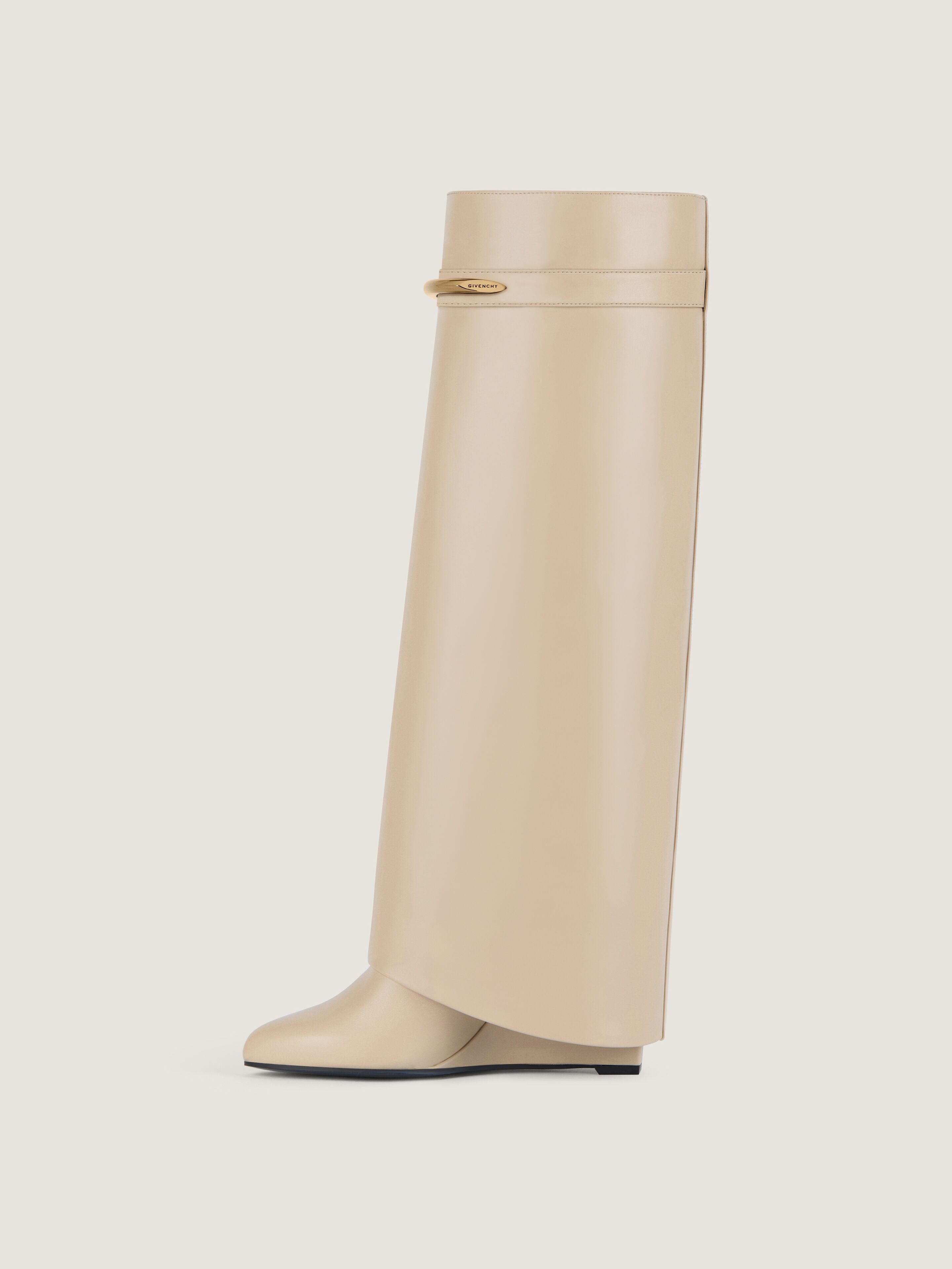 Shark Pinch boots in leather in - beige - BE703XE1J7-250 | Givenchy US