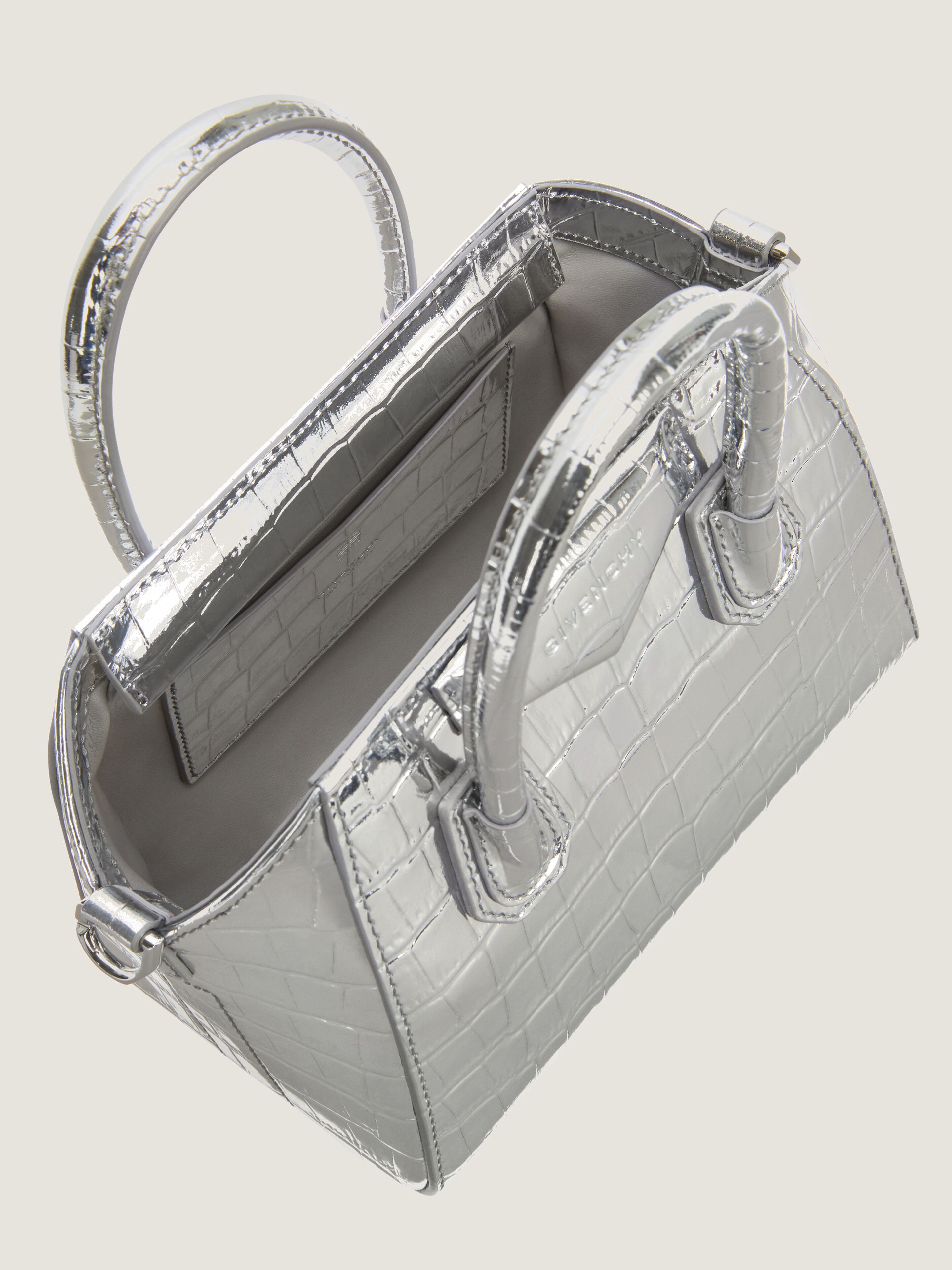 Antigona Toy bag in crocodile effect leather in - light