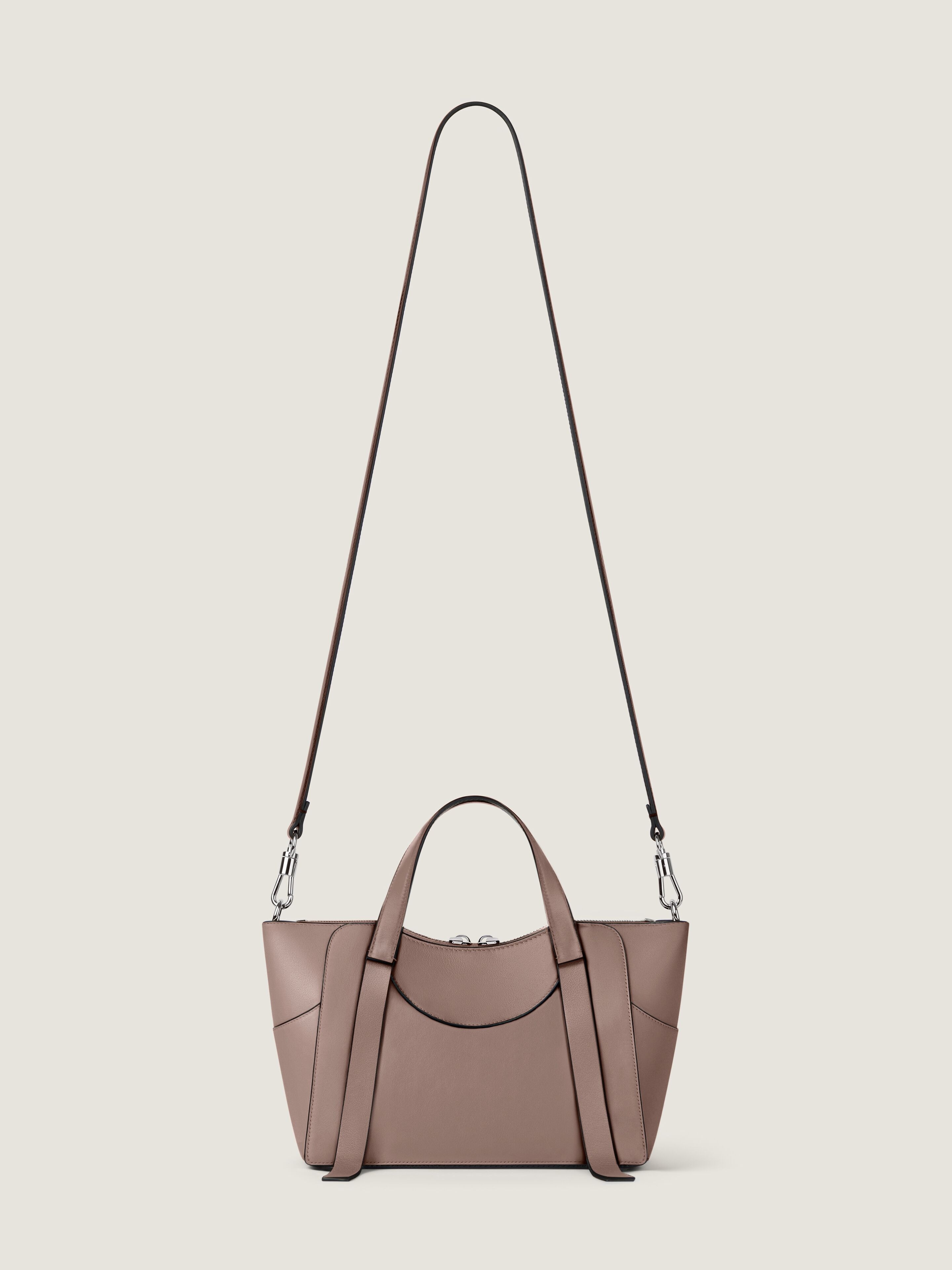 Small The Snatch bag in grained leather in - taupe - BB5184B2DL