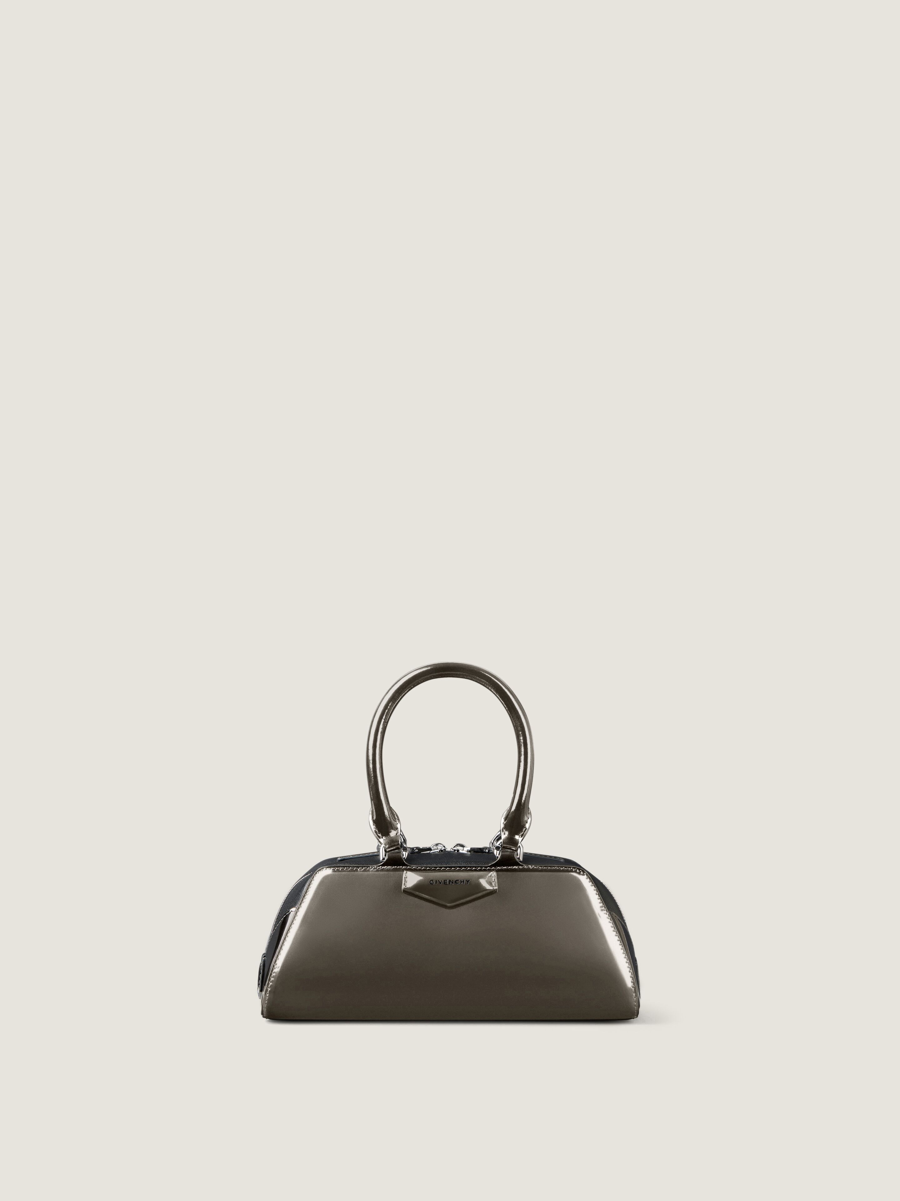 Givenchy Sac Antigona East-west Mini En Cuir Effet Miroir In Multi