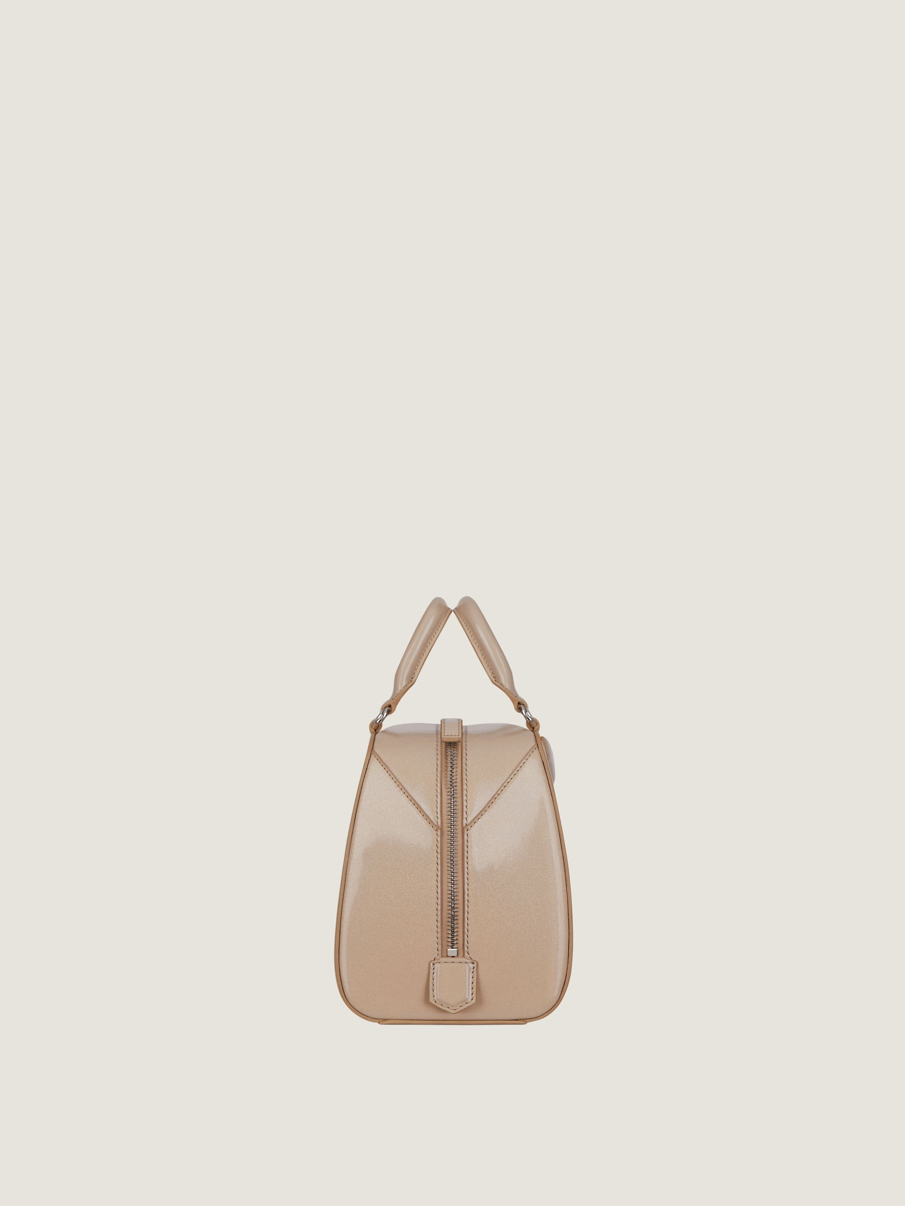 Nano Antigona Cube bag in pearly leather in - skin | Givenchy ES