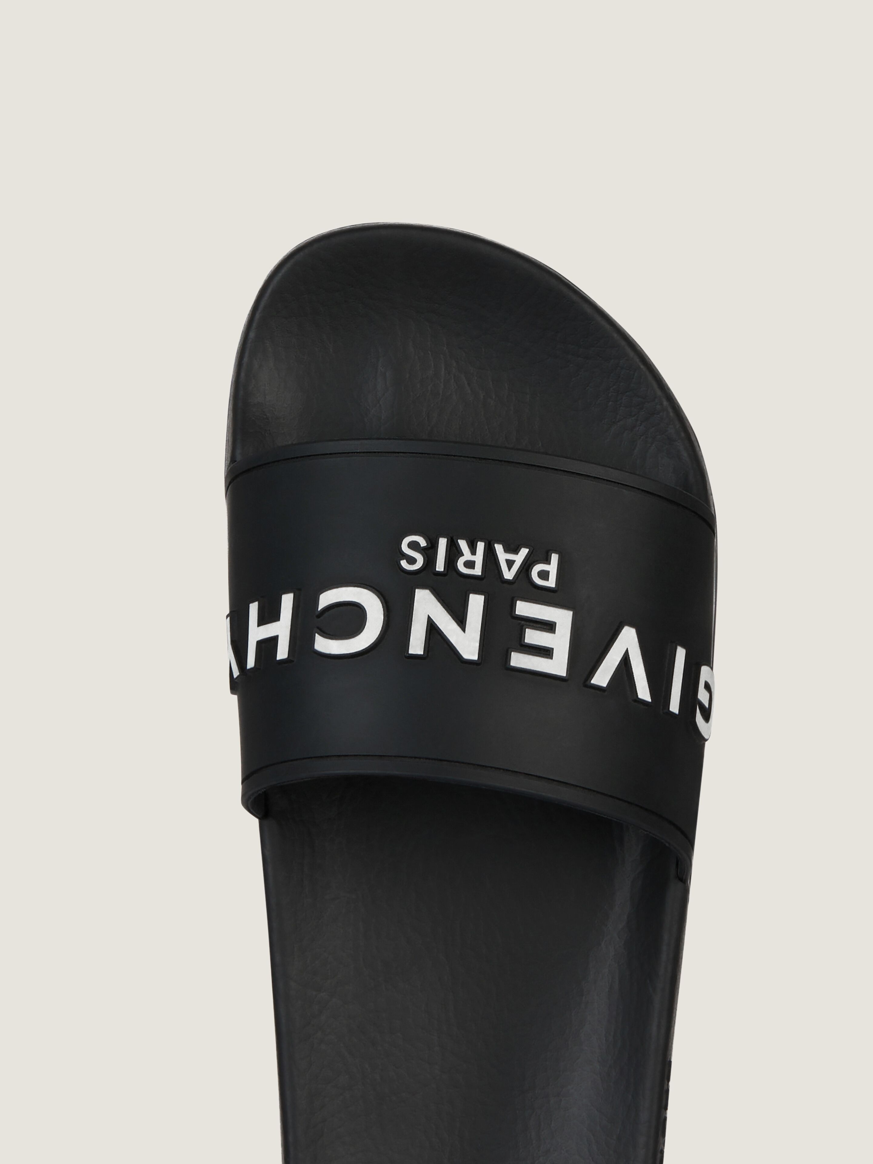 ブランドロゴ ラバーフラット サンダル - ブラック | GIVENCHY JP