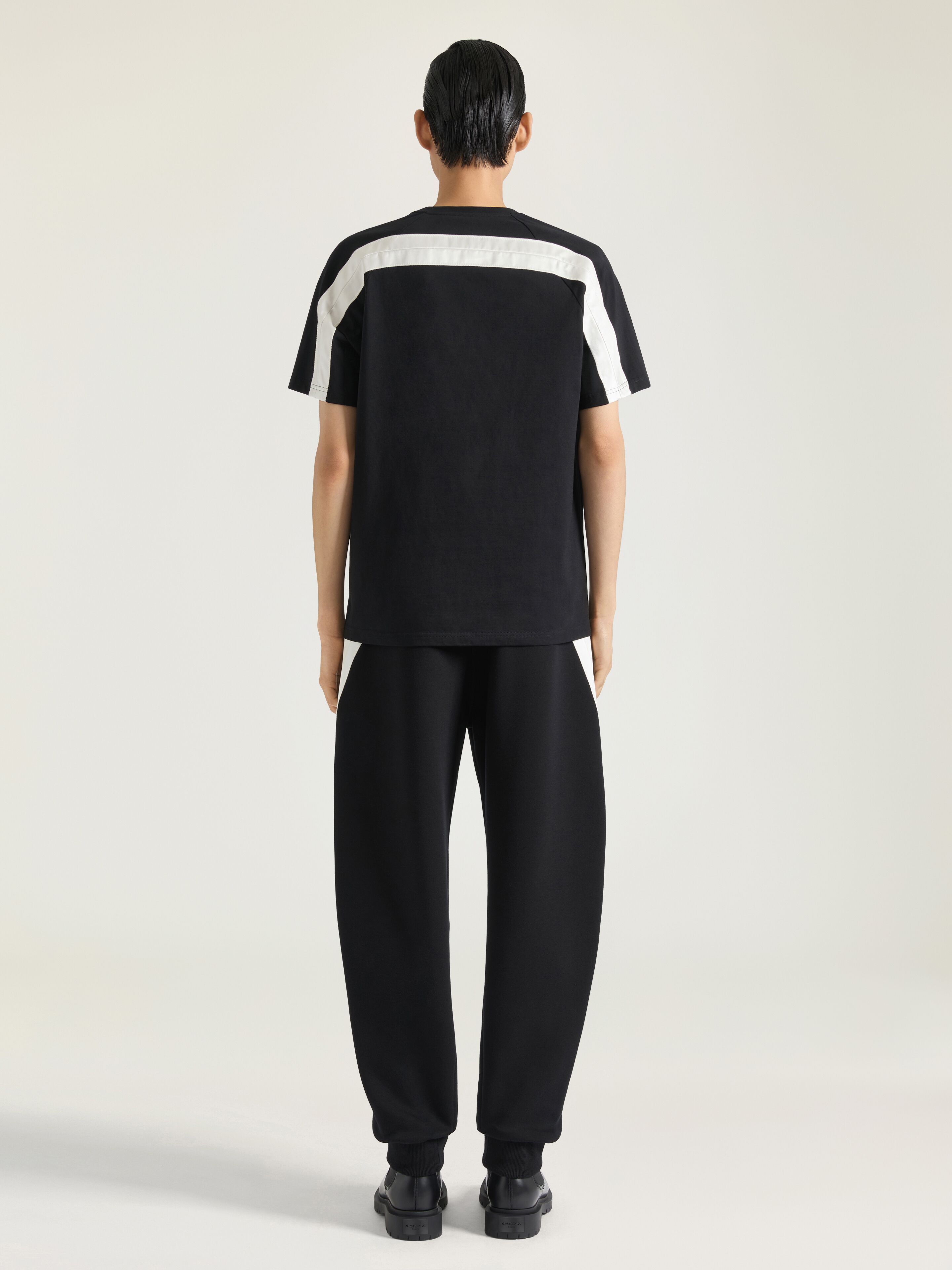 T-shirt in cotton with satin couture detail in - black