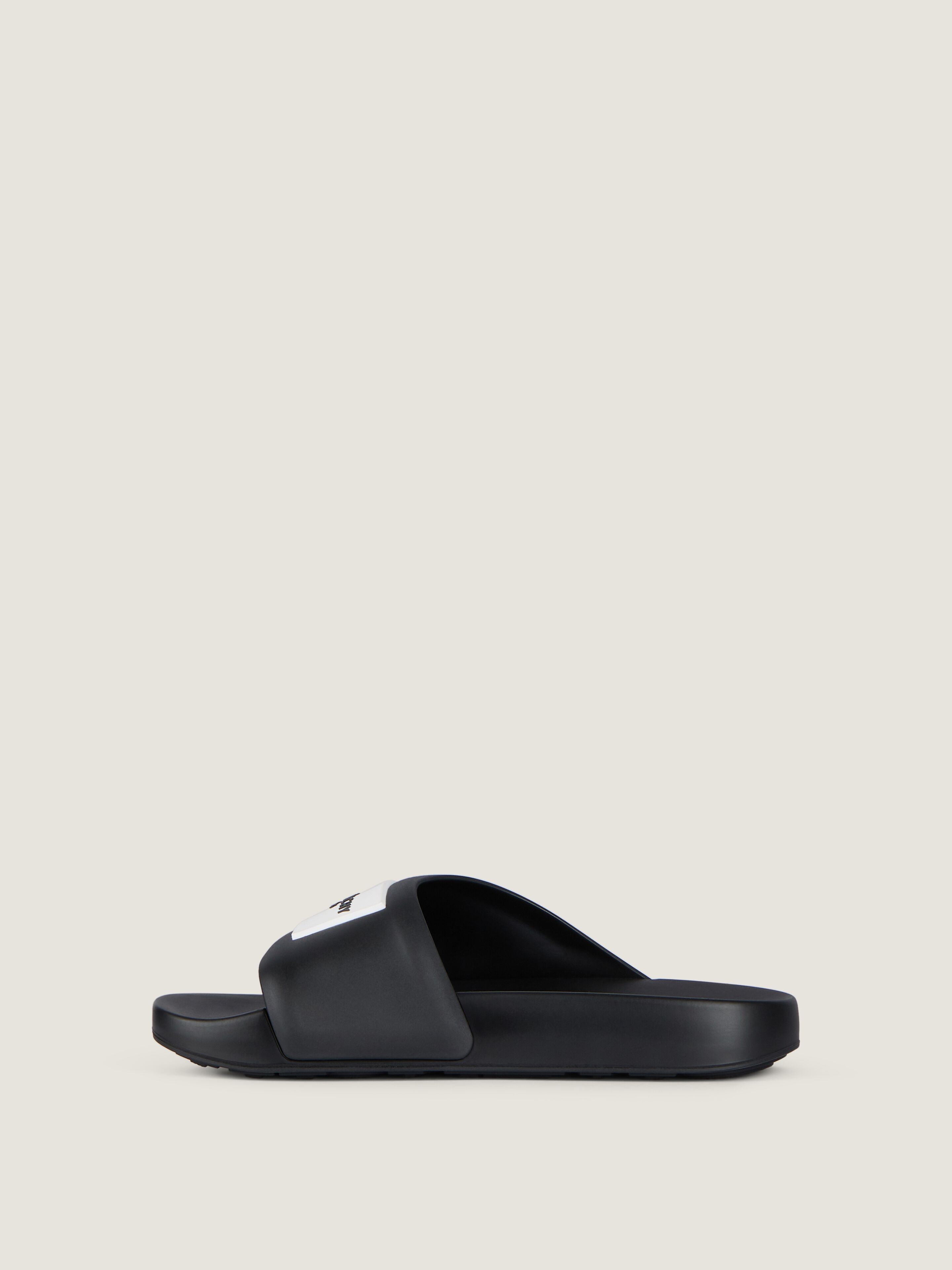 ラベル ラバー フラットミュール | Givenchy JP | Givenchy