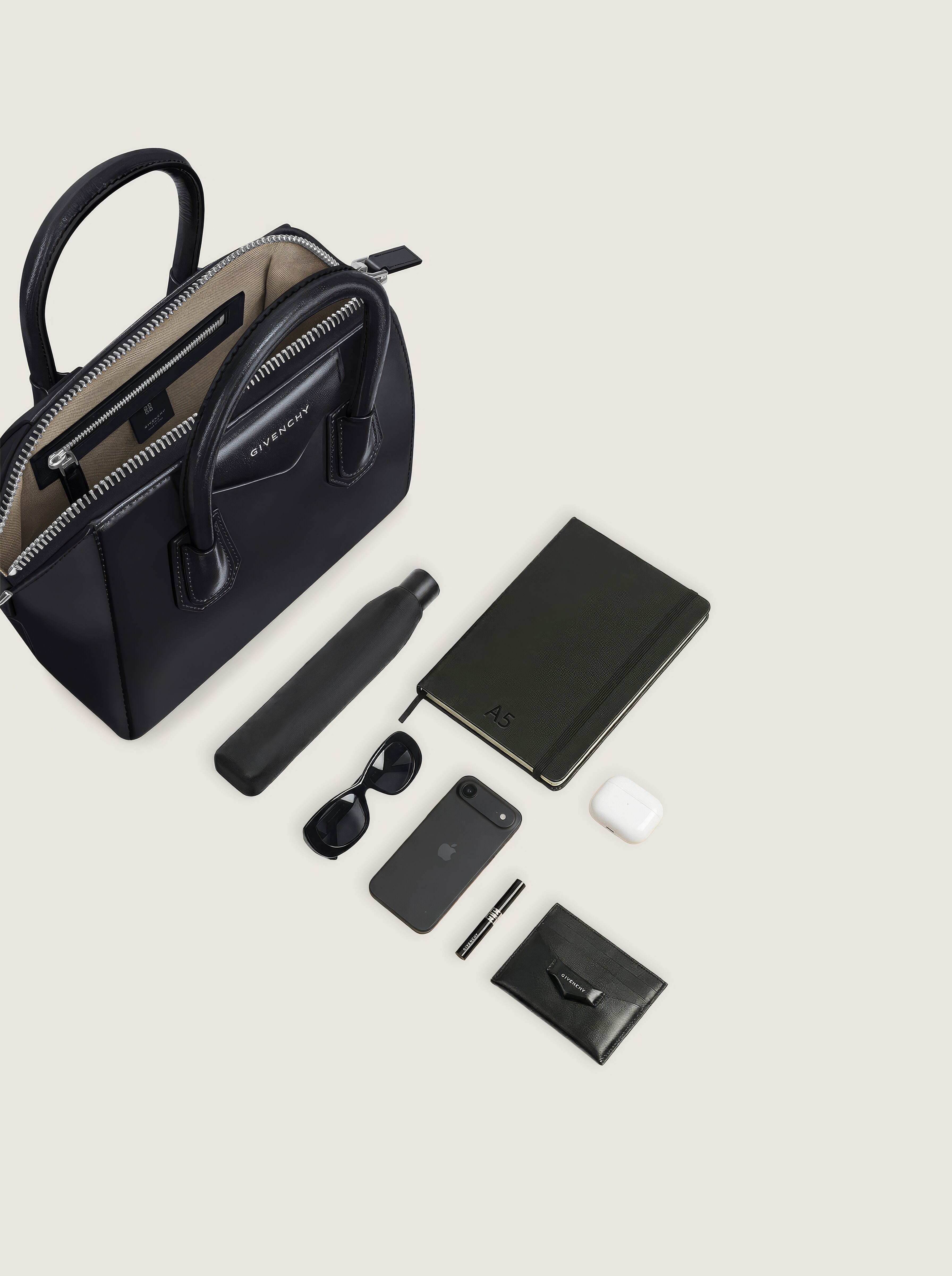 Small Antigona bag in Box leather in - black - BB05117014-001