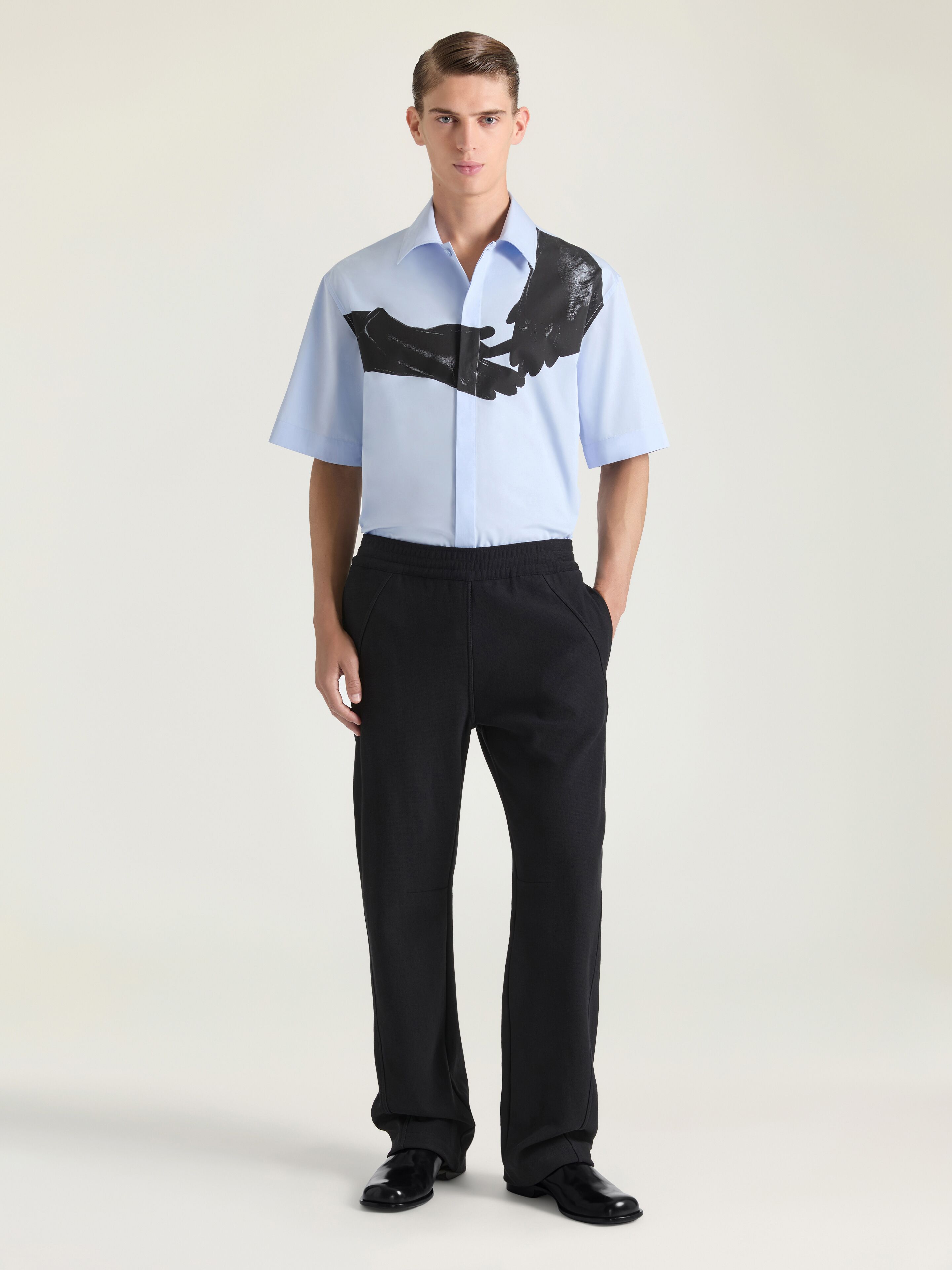 Shirt in poplin with surrealism print in - baby blue - BM61891YJU