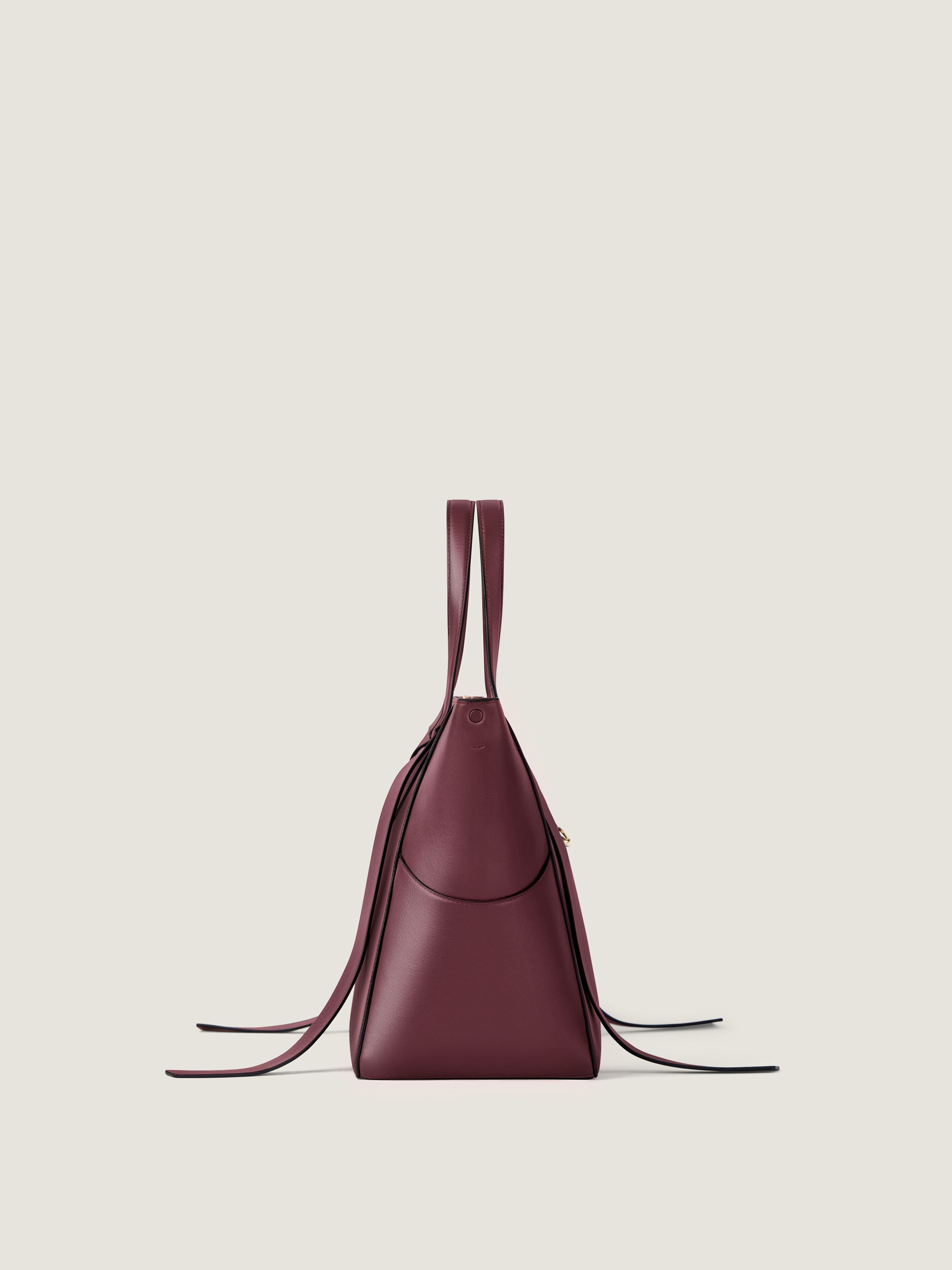 Large The Snatch bag in grained leather | Givenchy US | Givenchy