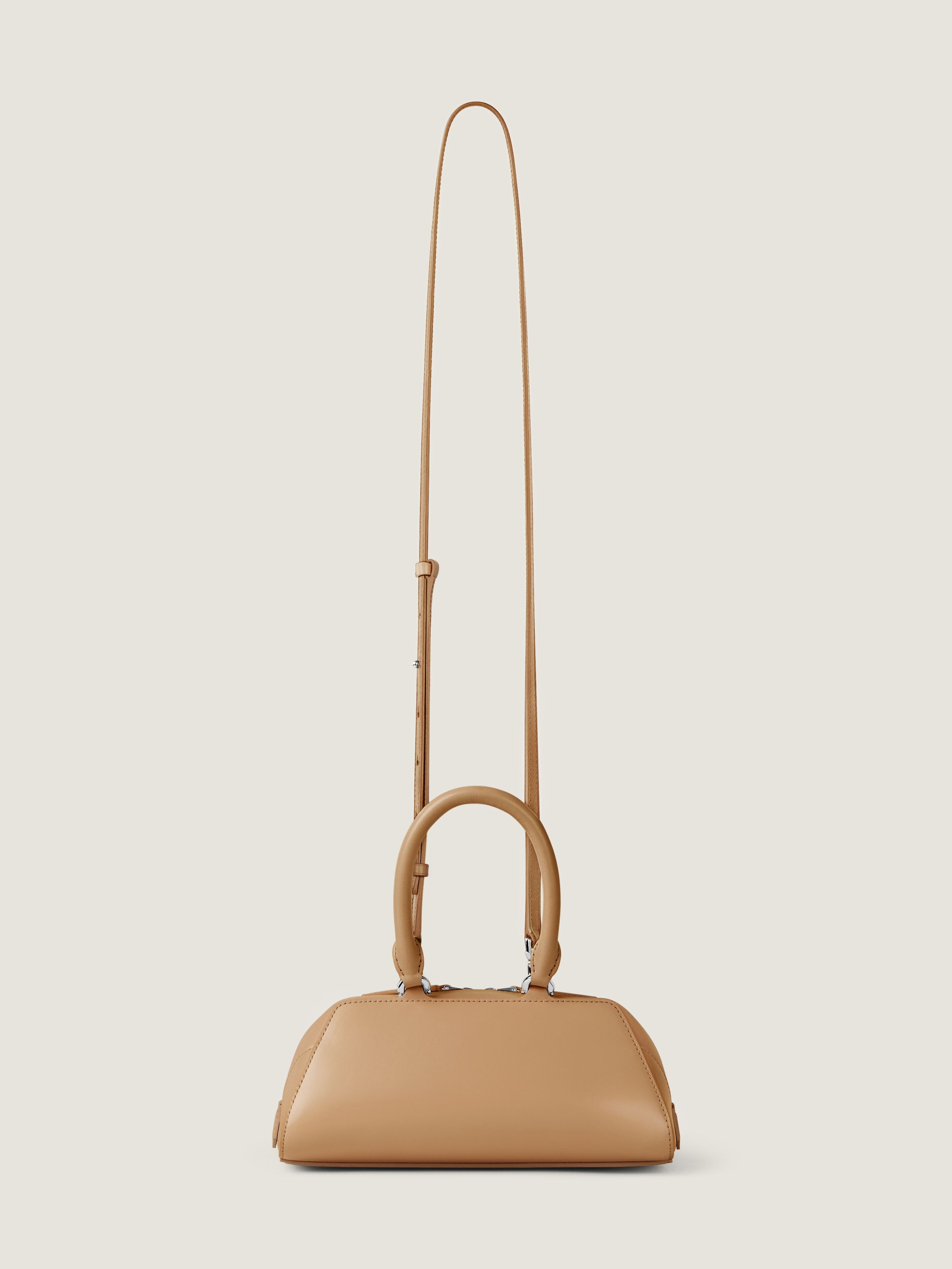 Mini Antigona East-West bag in Box leather in - sand - BB5146B2EN