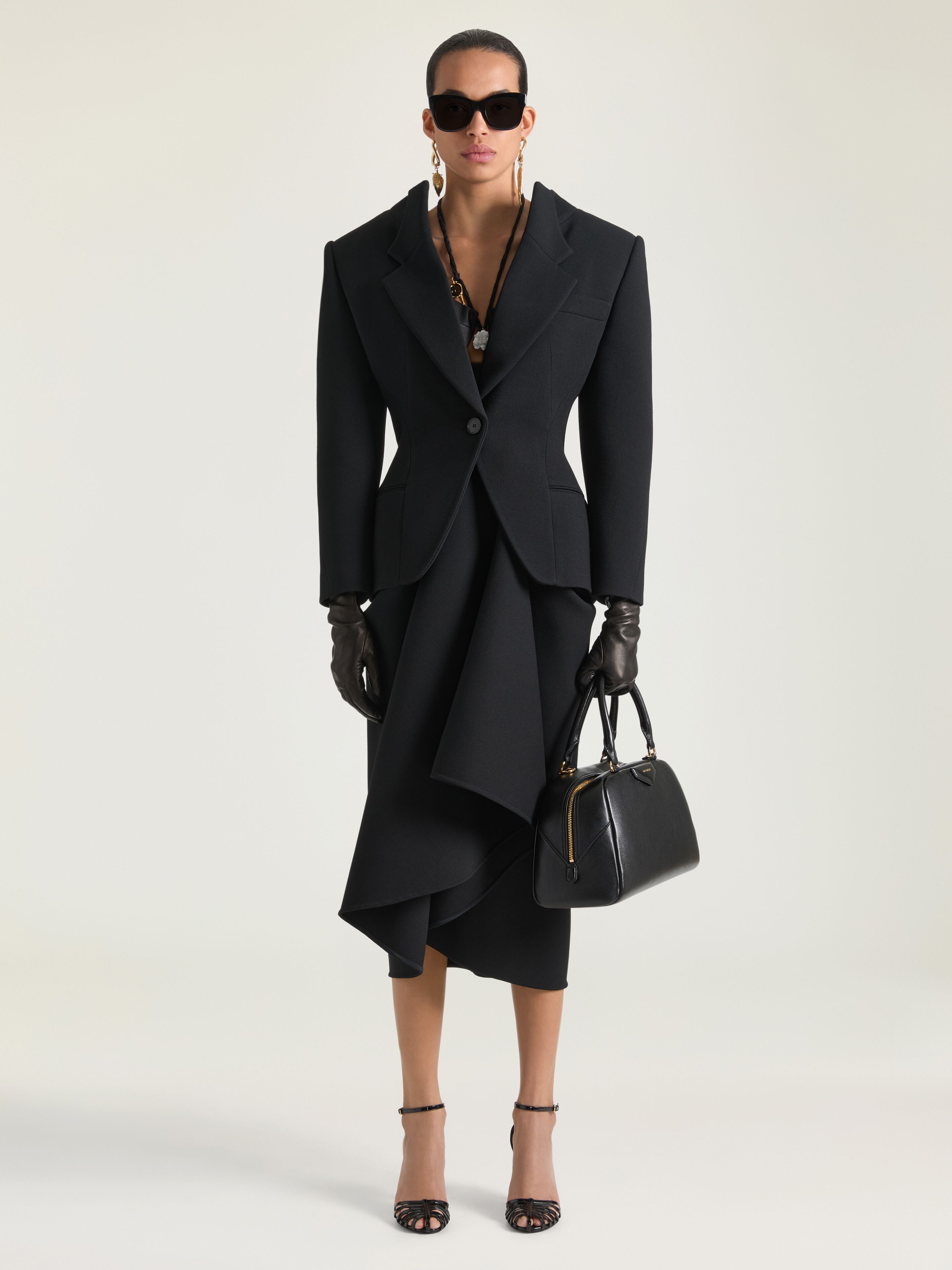 Single-breasted slashed jacket in wool in - black - BW30NB166C-001