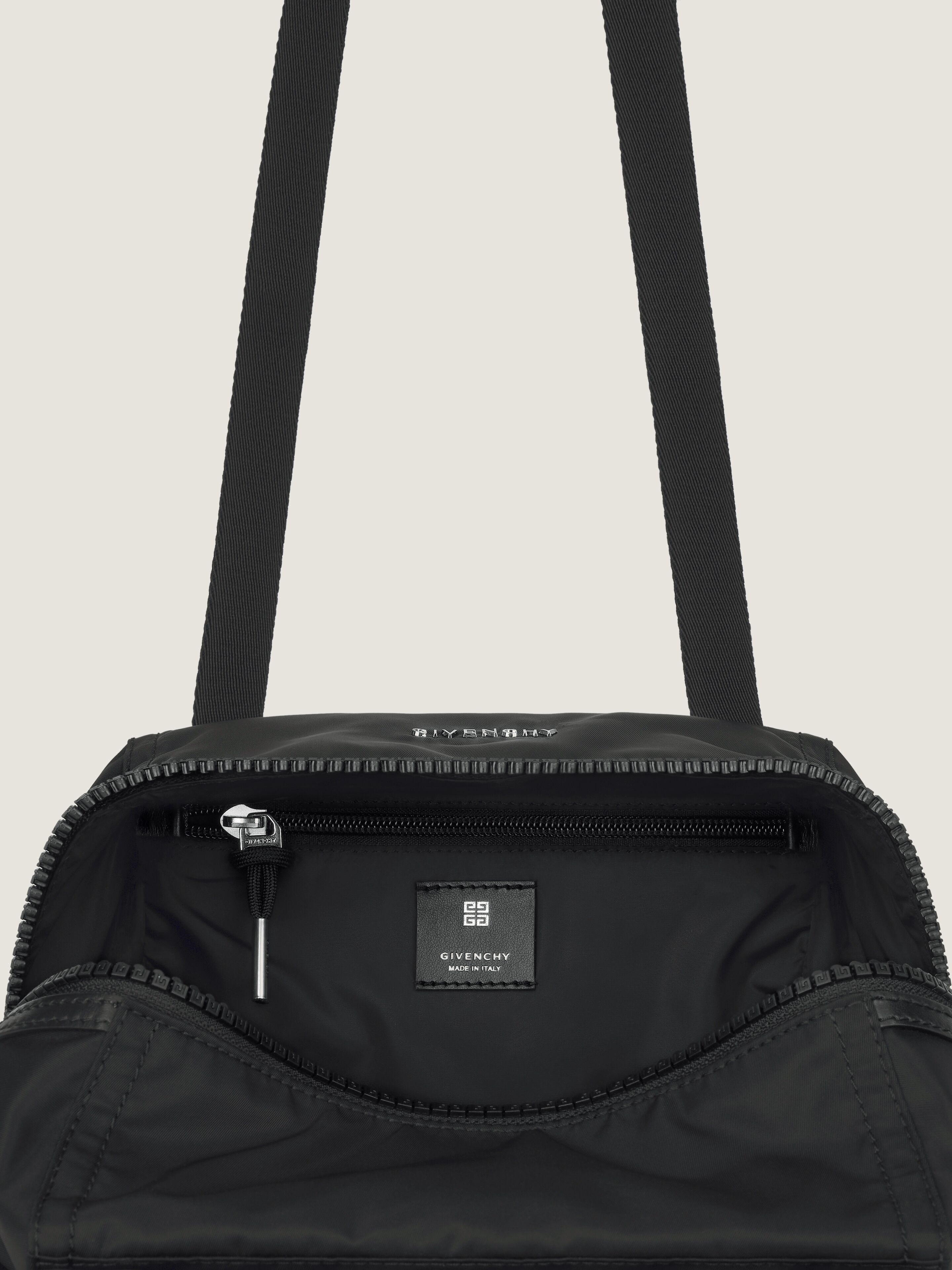 ショルダーバッグ GIVENCHY PANDORA BAG MEDIUM SIZE NYLON Medium Pandora bag in nylon in - black | Givenchy ES