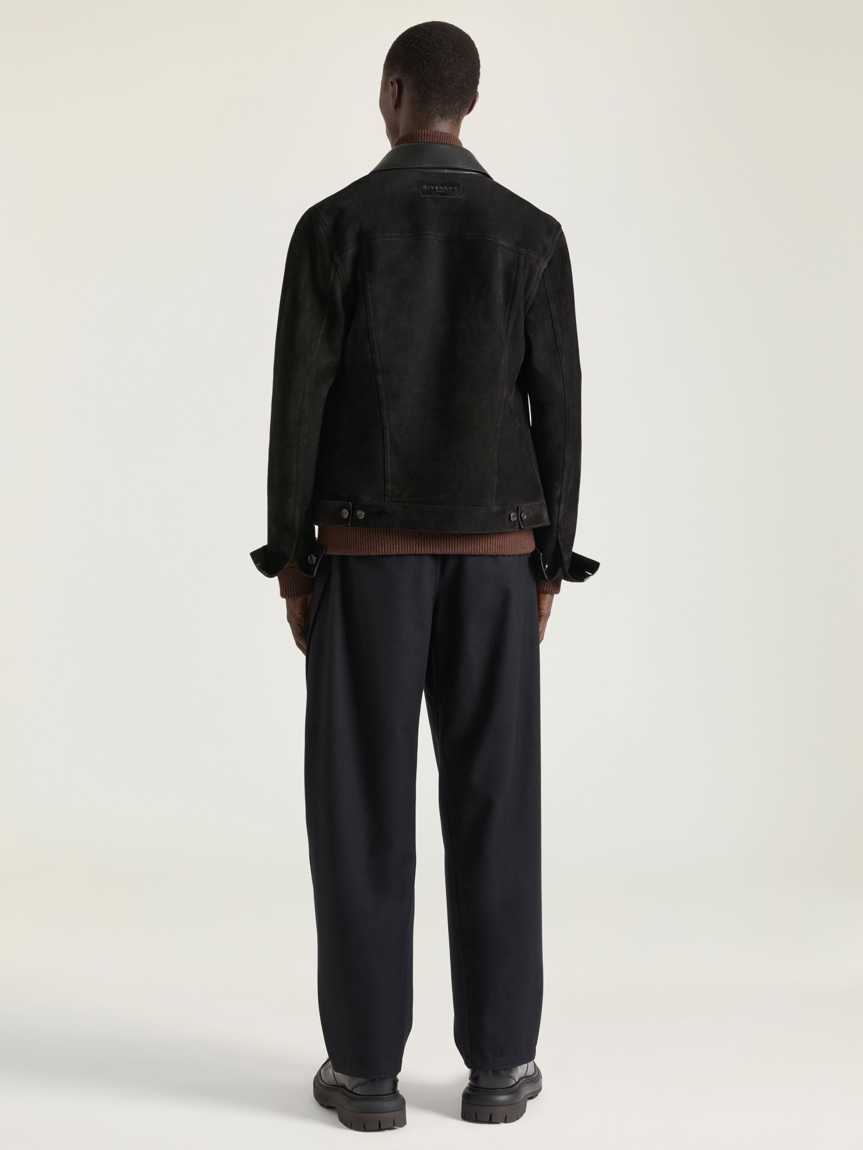 Jacket in suede with asymmetrical pocket in - black - BM01H861Y4