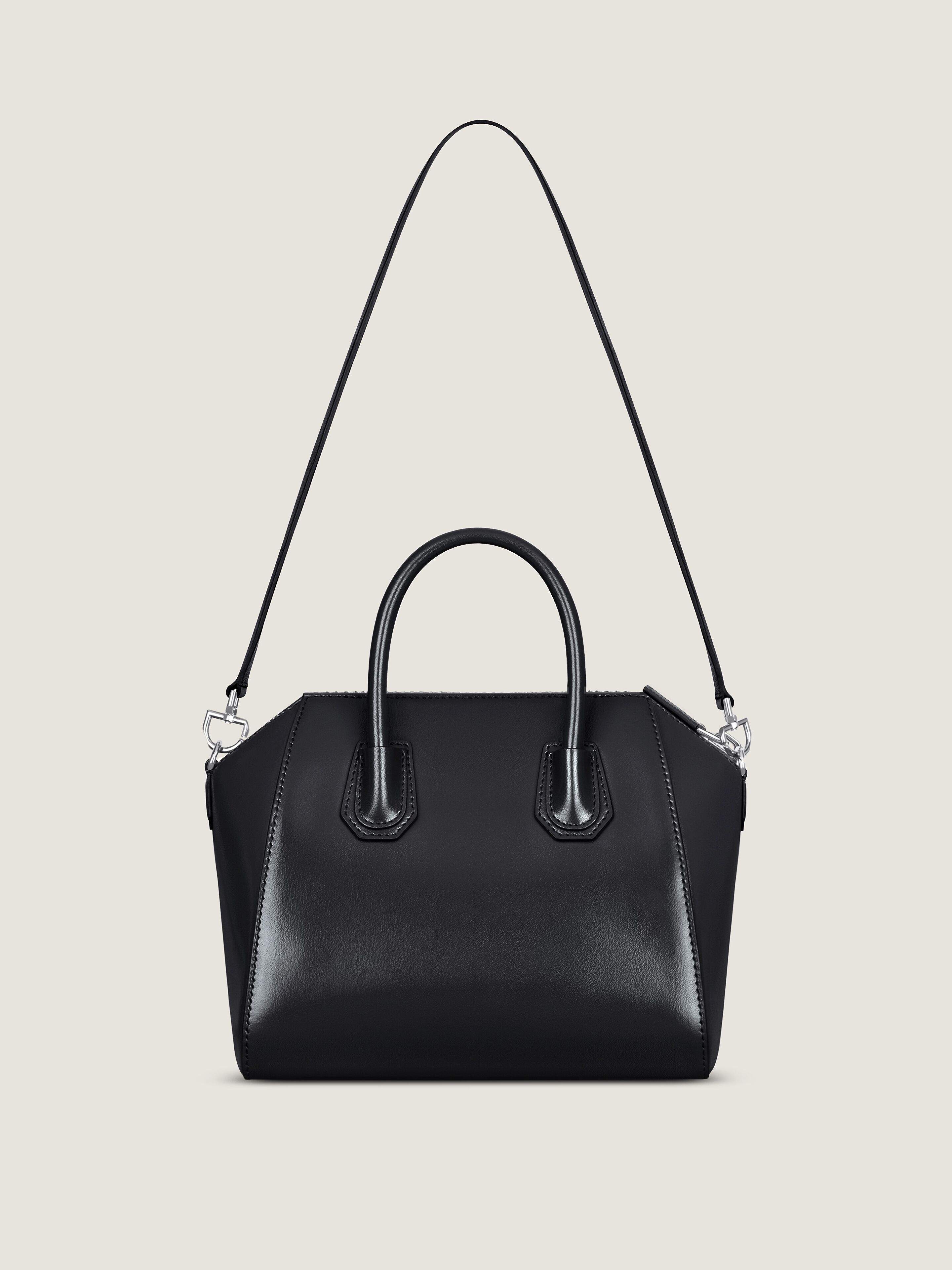 Small Antigona bag in Box leather in - black - BB5149B1R0-001