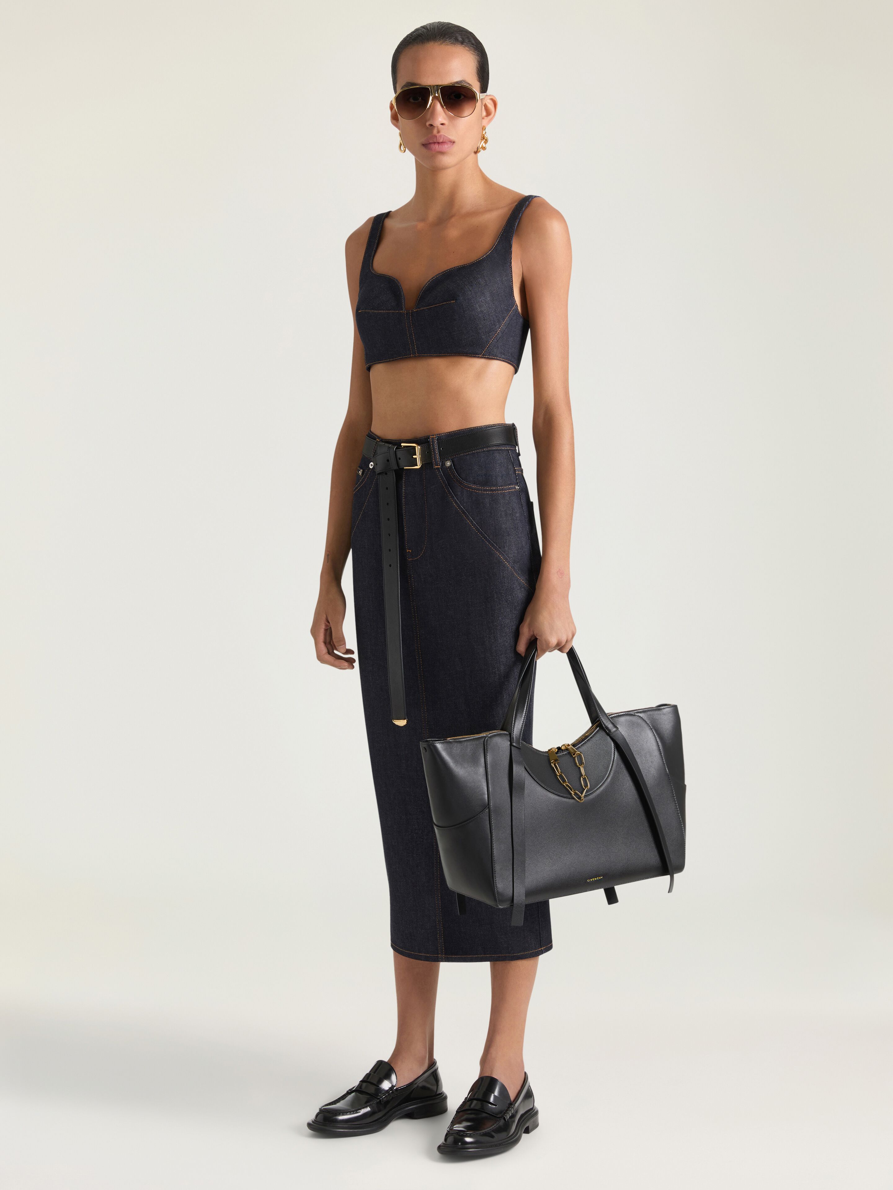 Large The Snatch bag in grained leather in - black - BB5164B2DK