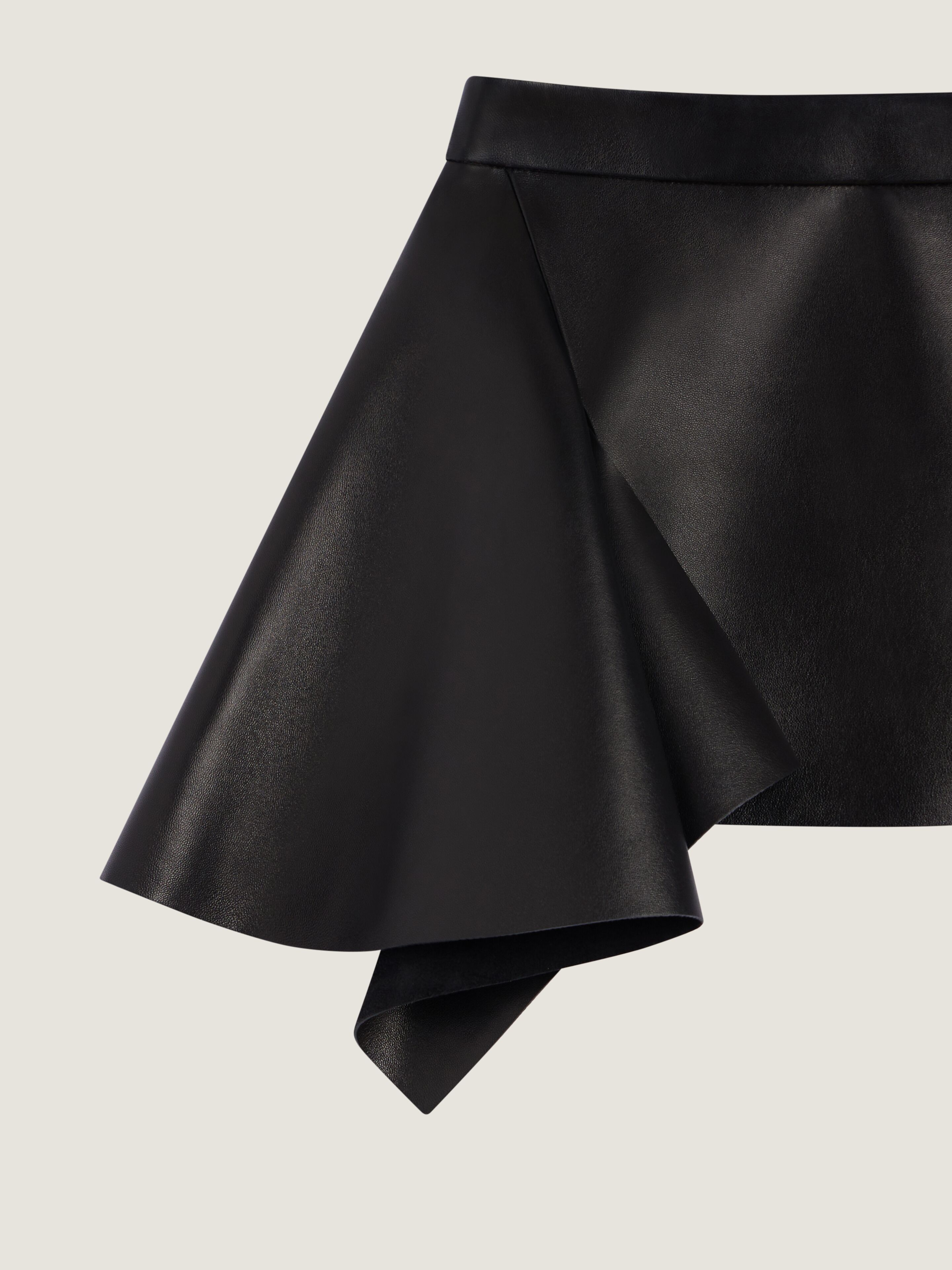 ANDWANG Layered label skirt 001 S レザー Slashed mini skirt in leather in - black - BW414R61ZX-001 | Givenchy