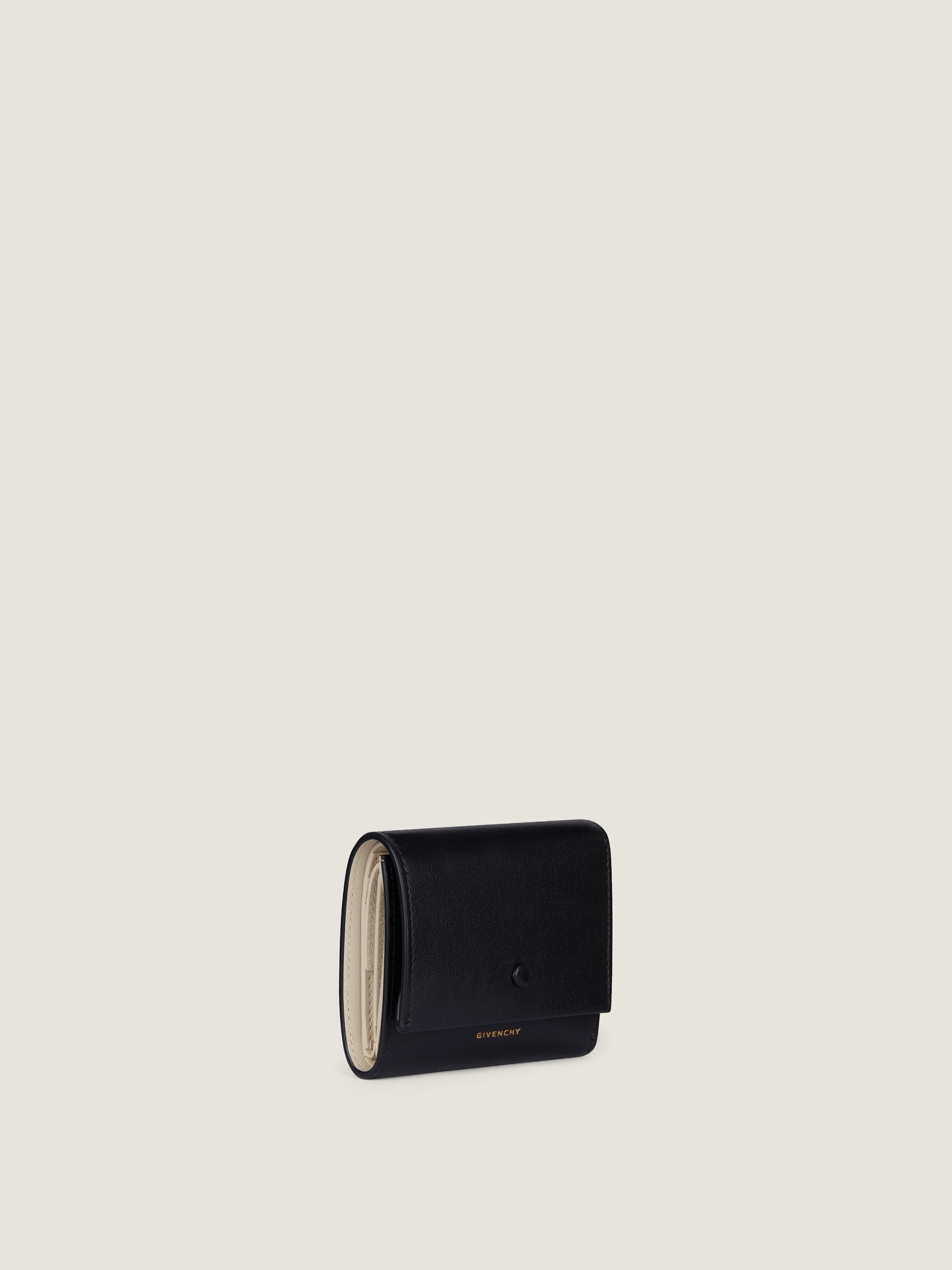 Day wallet in shiny leather in - black - BB60P9B2AE-001 | Givenchy US