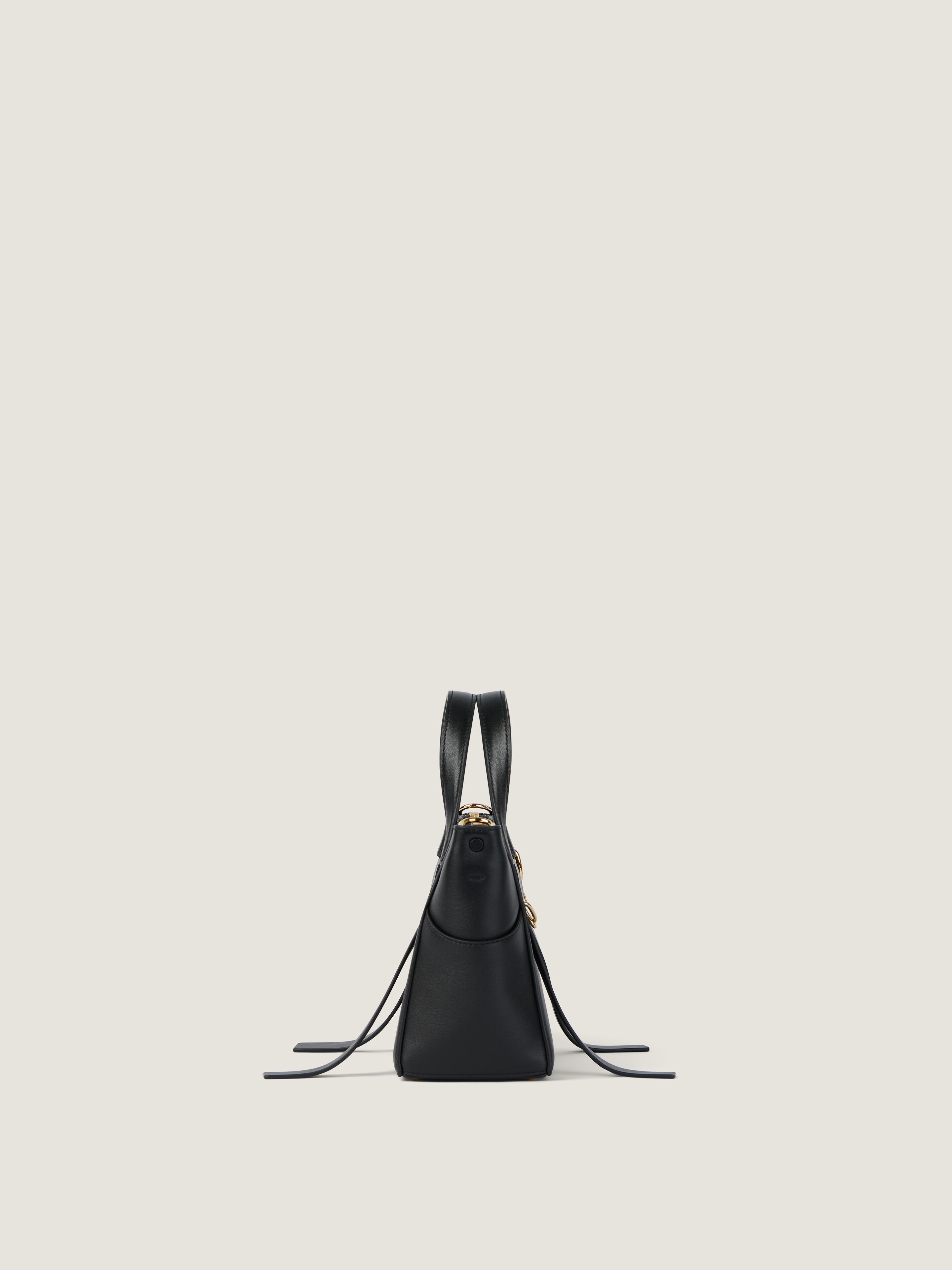 Small The Snatch bag in grained leather in - black - BB5184B2DK