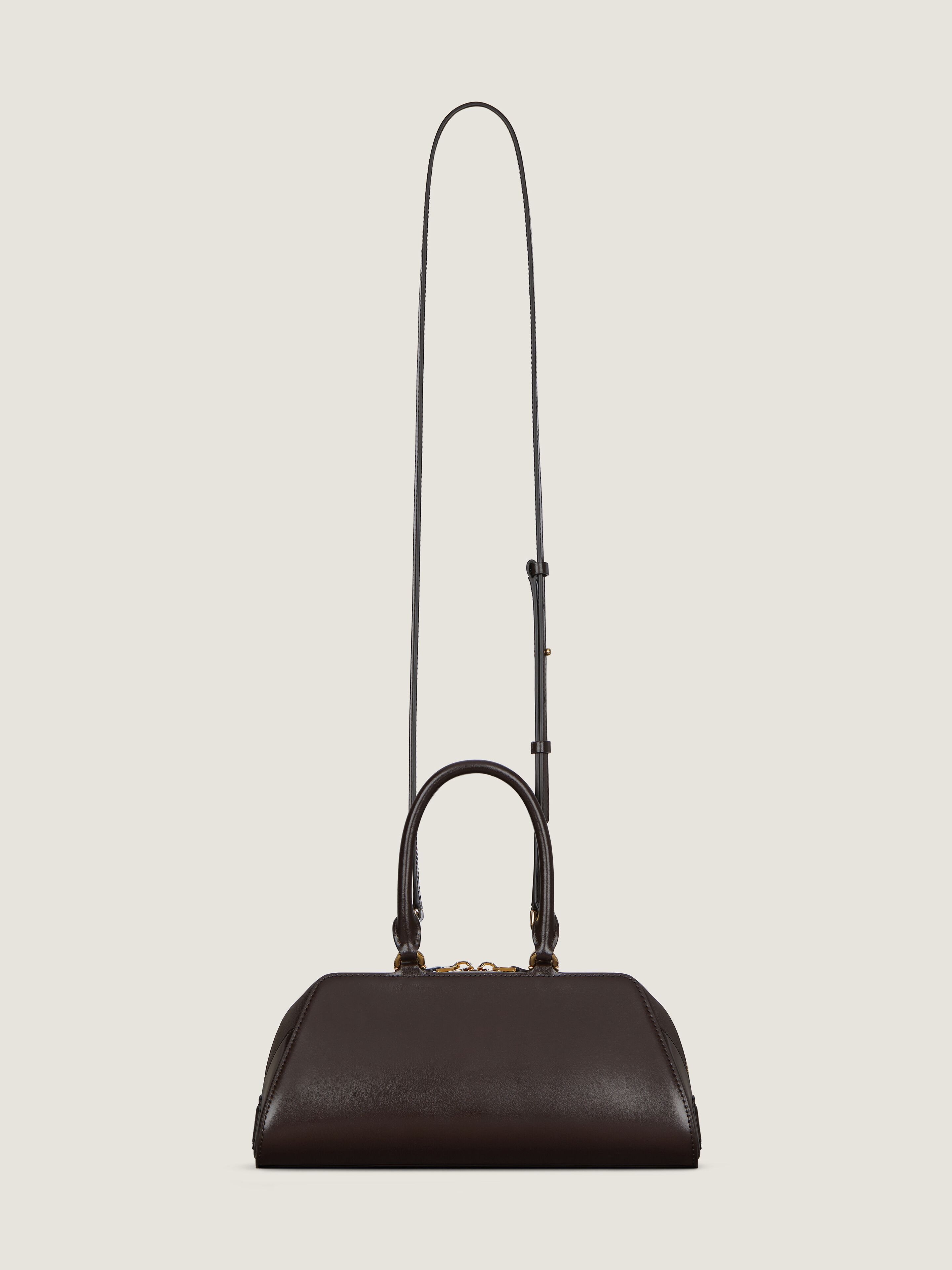 Small Antigona East-West bag in Box leather | Givenchy DE | Givenchy
