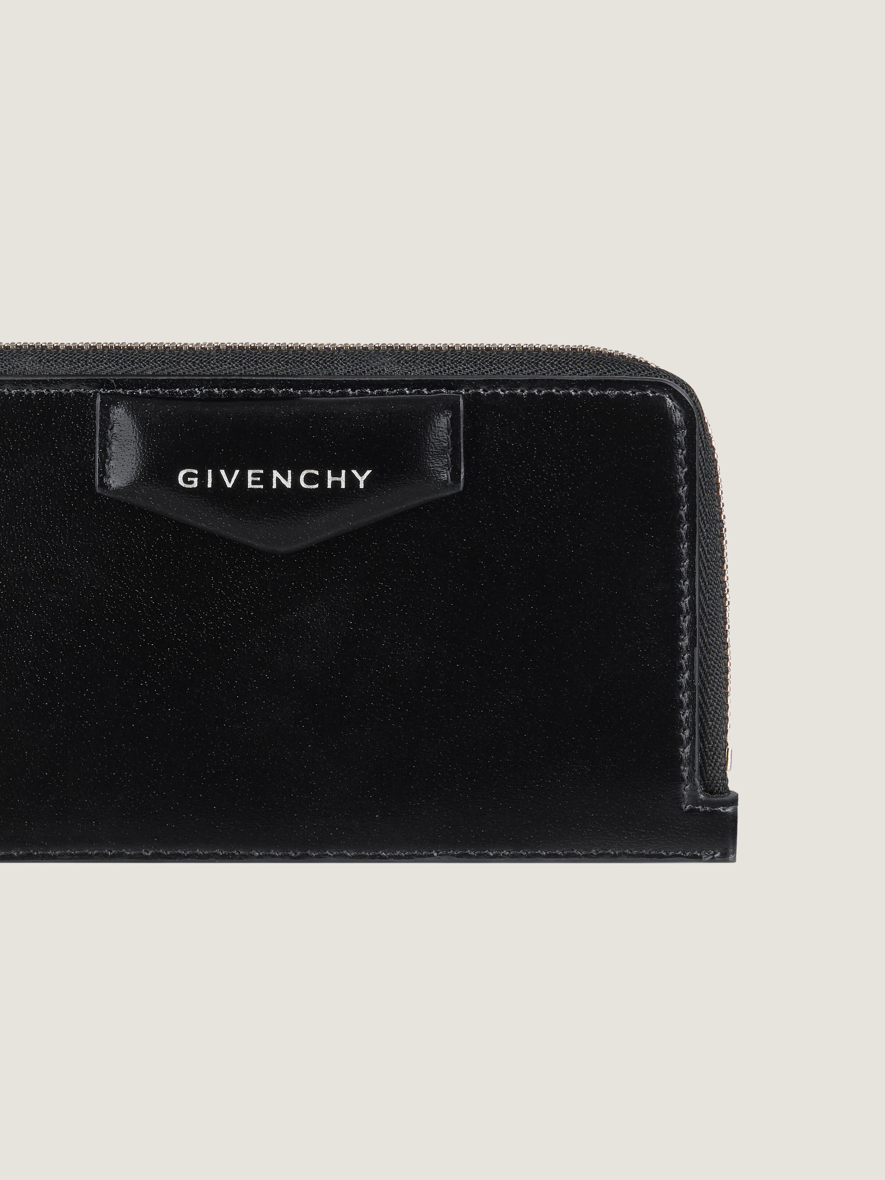 Antigona zipped card holder in Box leather in - black