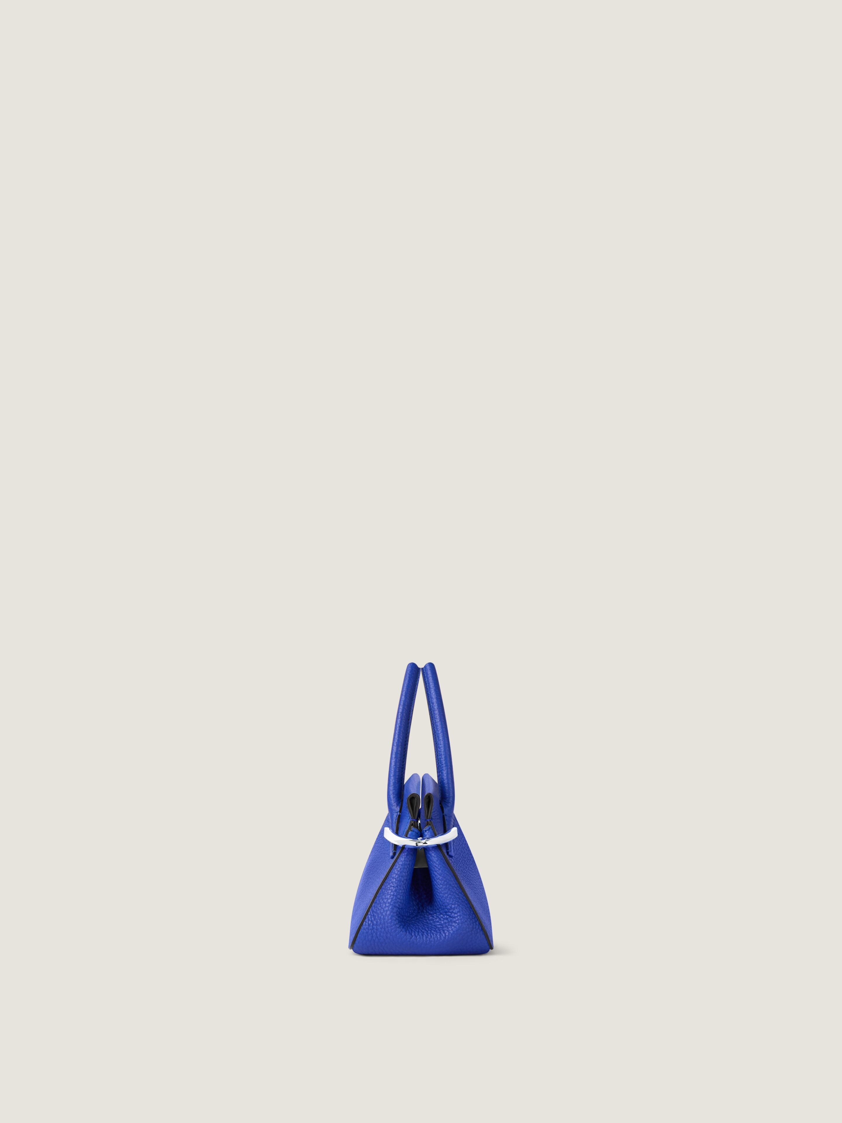 Mini Pinch bag in leather in - cobalt blue - BB515JB2DF-467