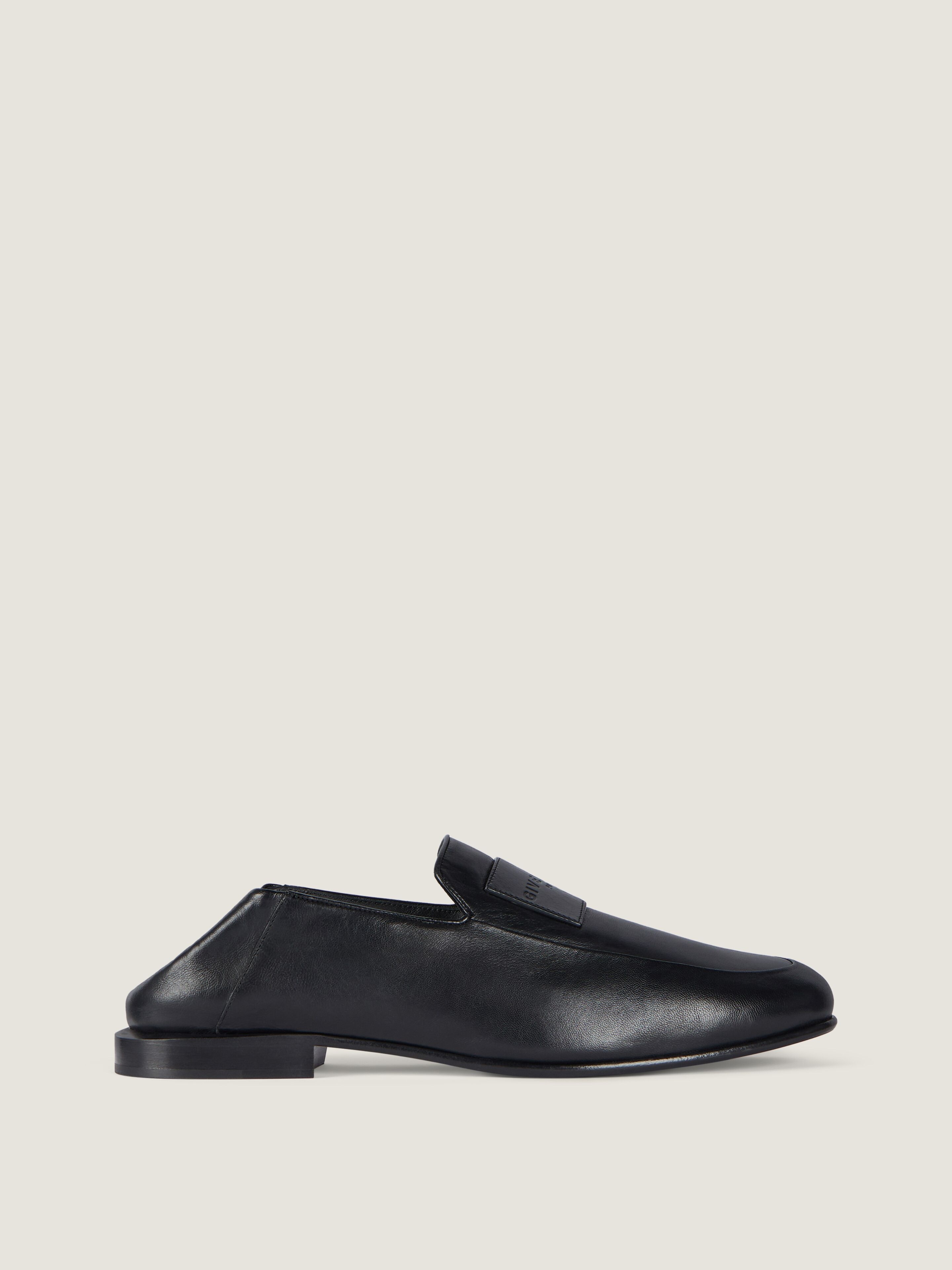 Givenchy Label Loafers In Shiny Leather In Black