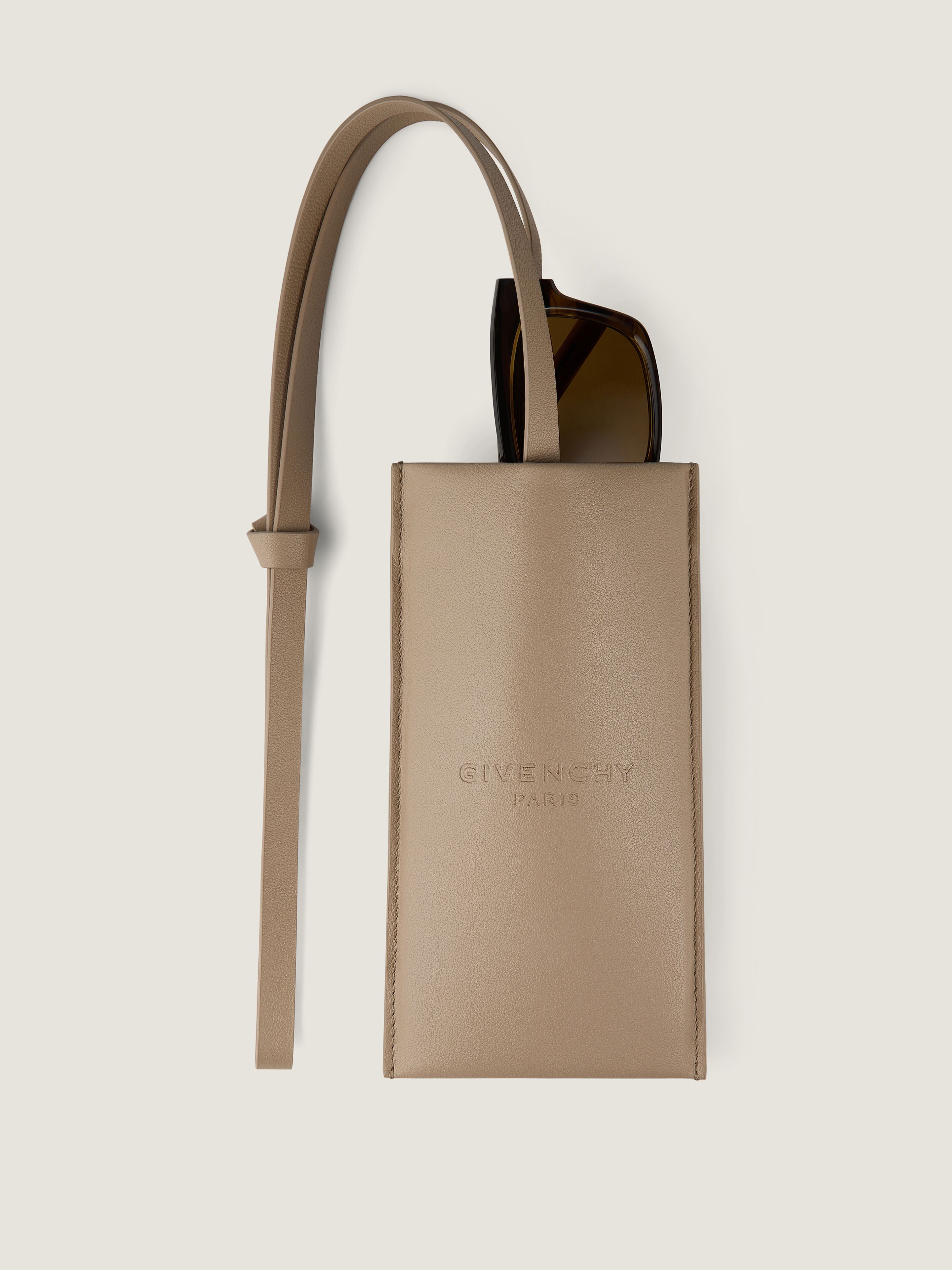 メンズ・ハイブランド バッグ | GIVENCHY JP