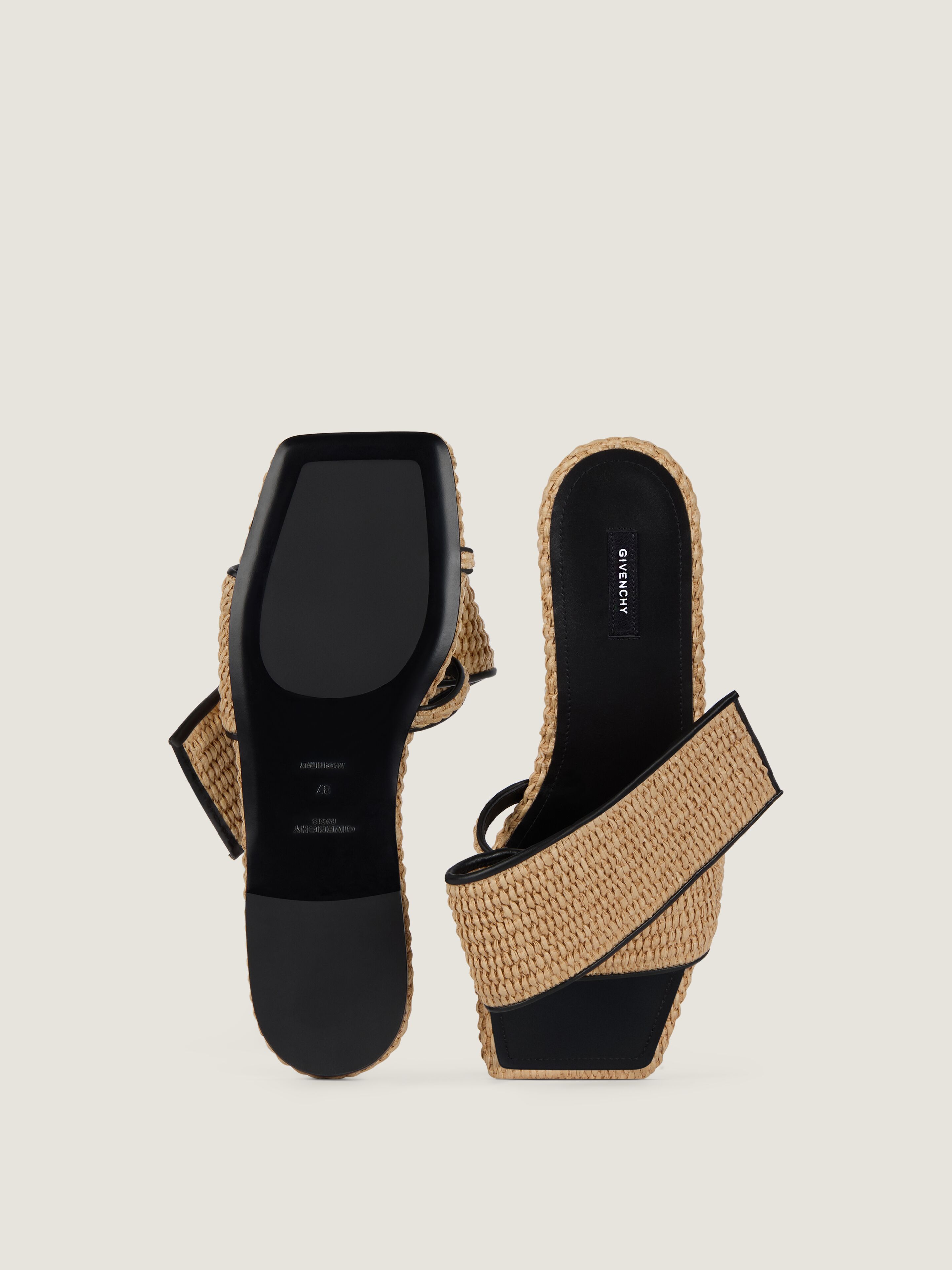 Sliced Square raffia-effect flat mules in - natural - BE30AHE2JC