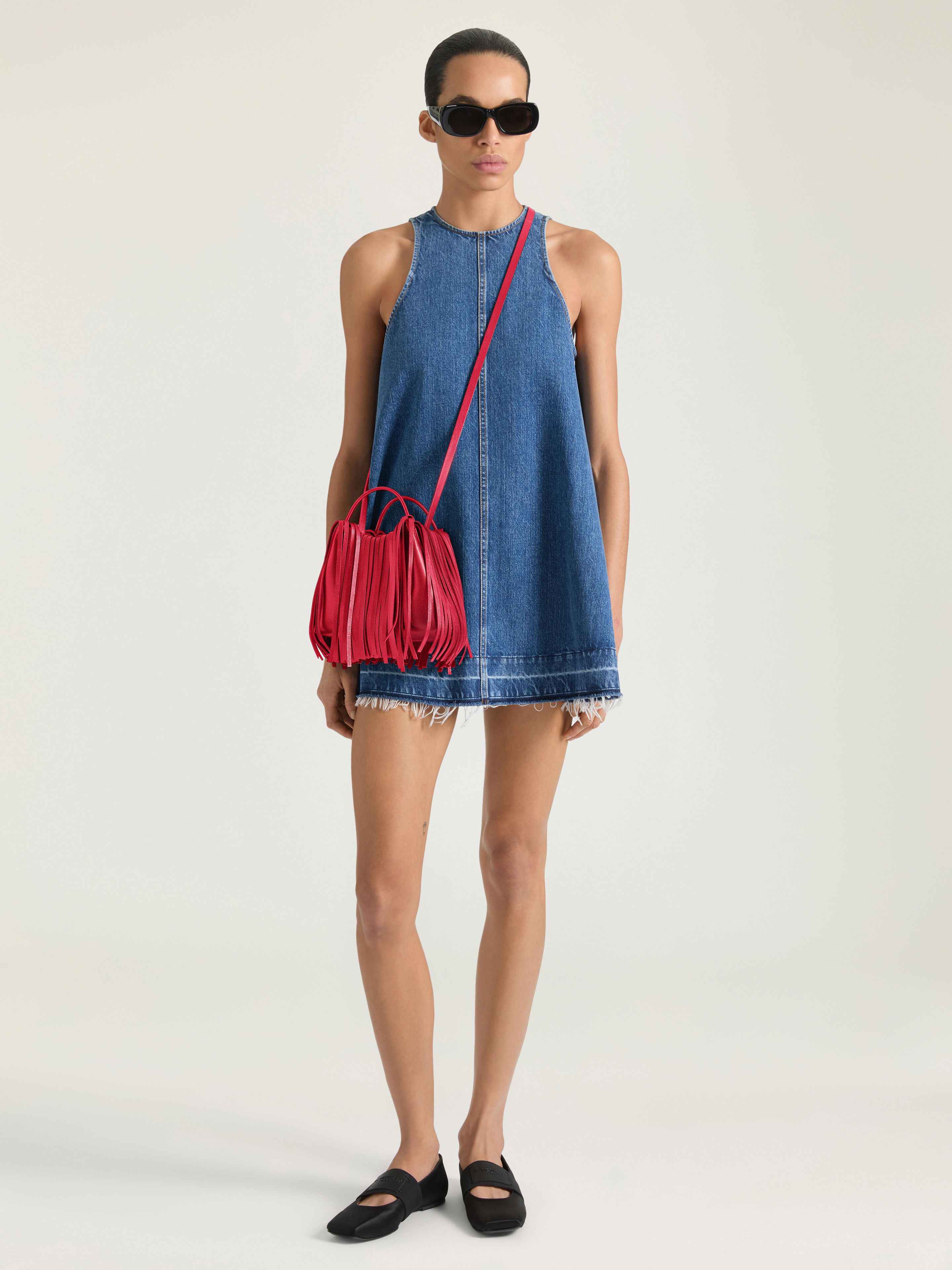 Nano Facet tote bag in leather with fringes in - equestrian red