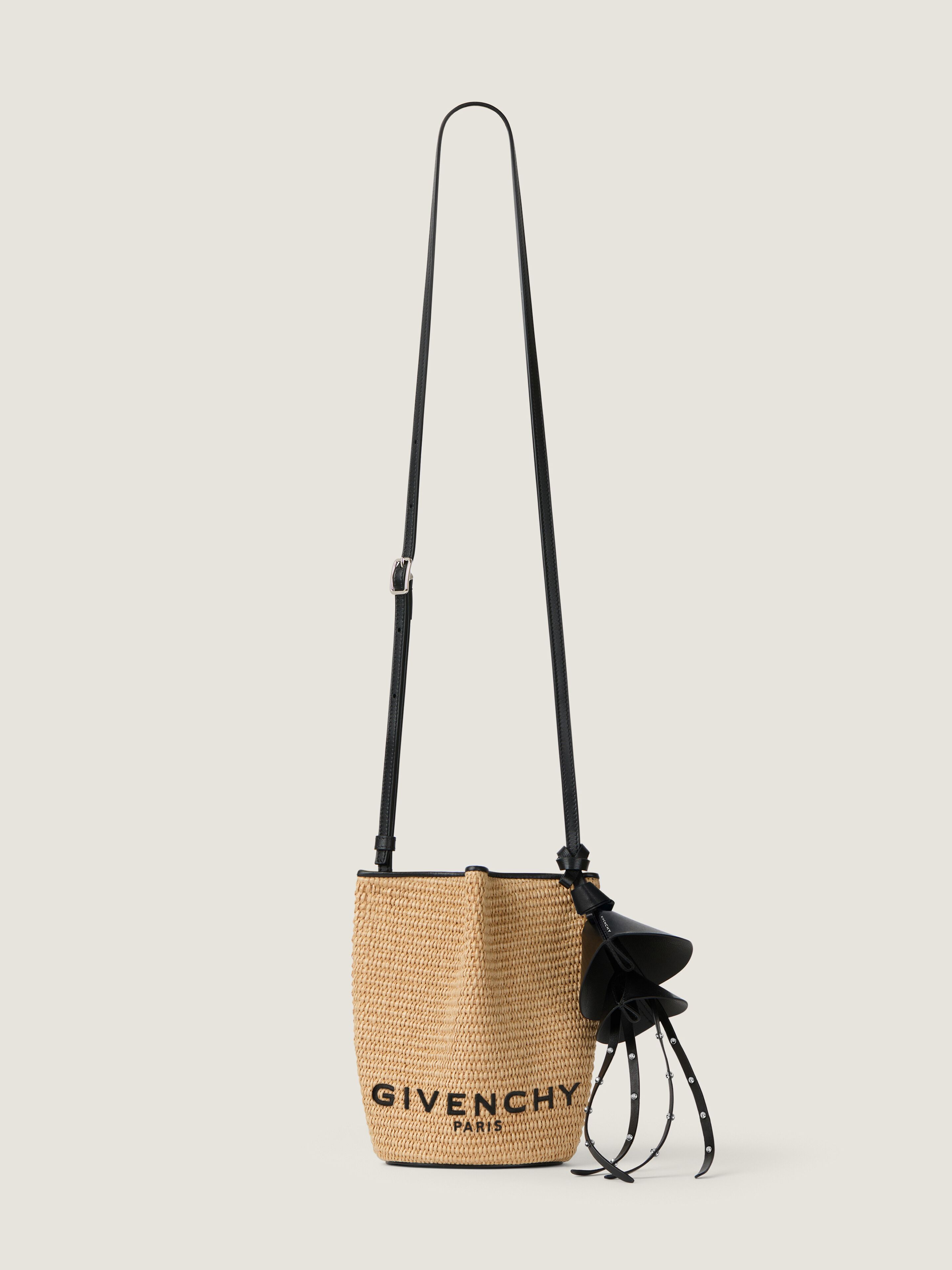 SNAP ナノ バケットバッグ ラフィア | Givenchy JP | Givenchy