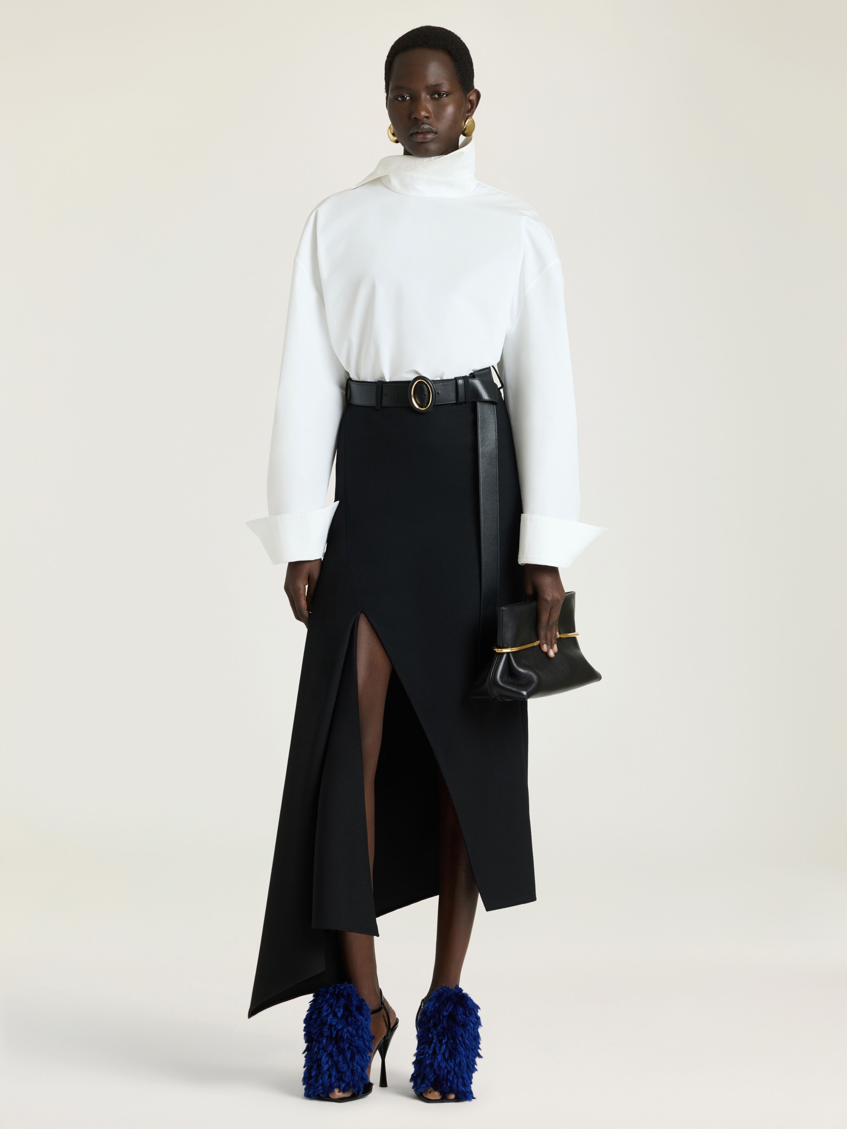 Slashed long skirt in wool in - black - BW4140167D-001 | Givenchy US Slashed long skirt in wool in - black - BW4140167D-001 | Givenchy US