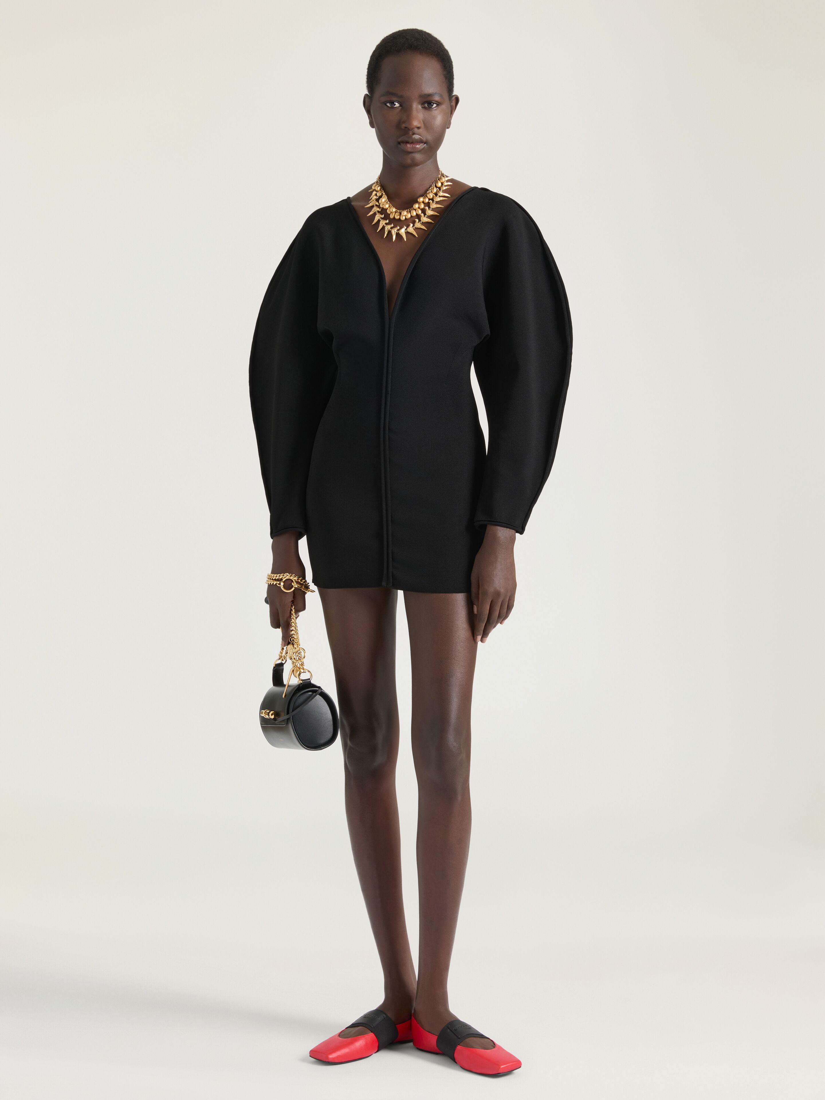 Cocoon mini dress in engineered knit in - black - BW22Y24ZUD-001