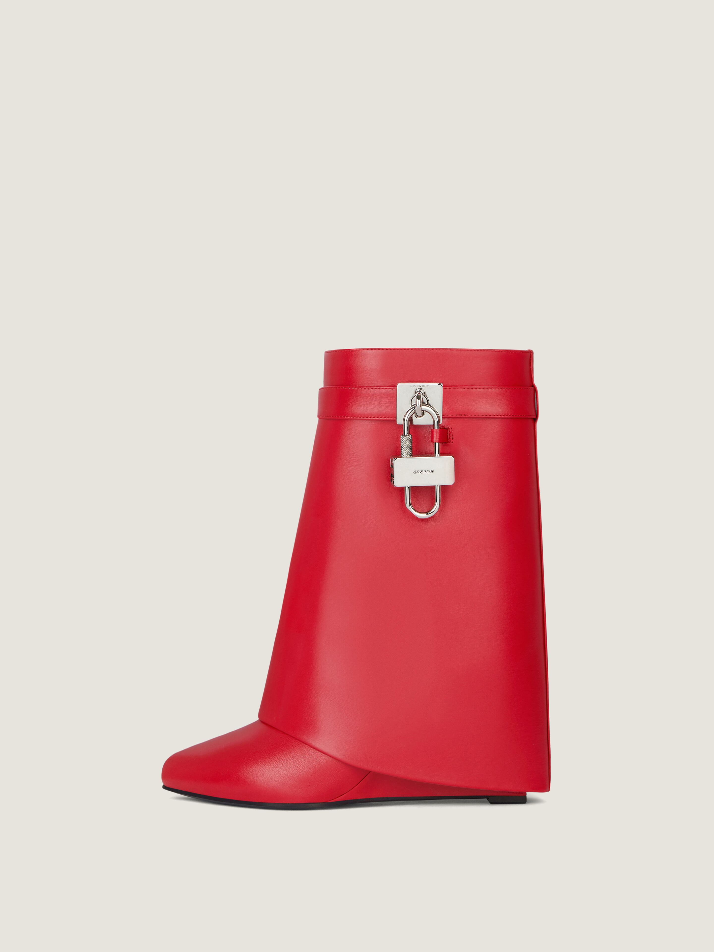 ジバンシー GIVENCHY 22AW ショートブーツ 38シャークロック ジバンシィが新しい『シャークロックブーツ』を発表 | LVMH