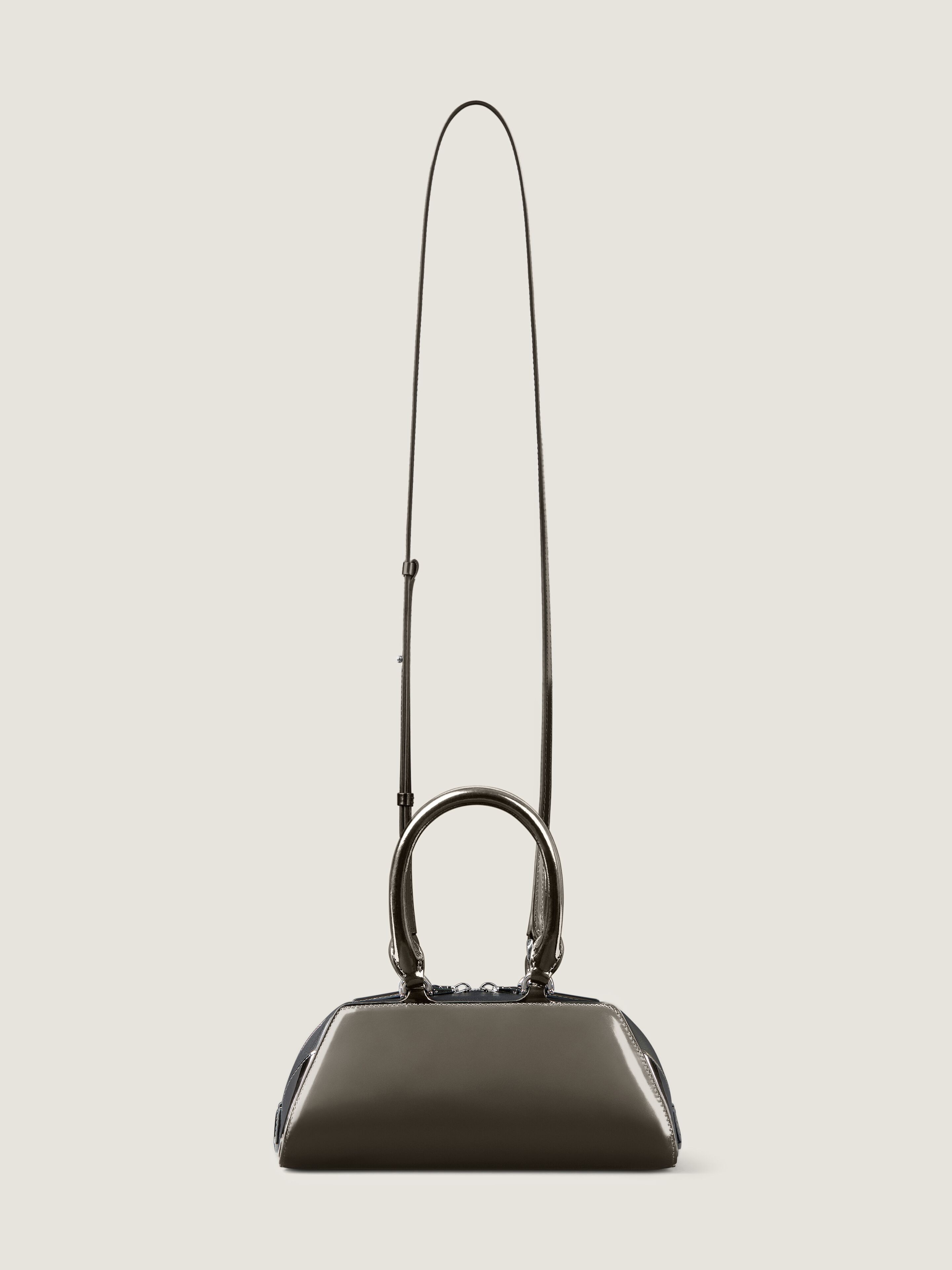 GIVENCHY Antigona Mini ショルダーバッグ Mini Antigona East-West bag in mirror effect leather in - gun