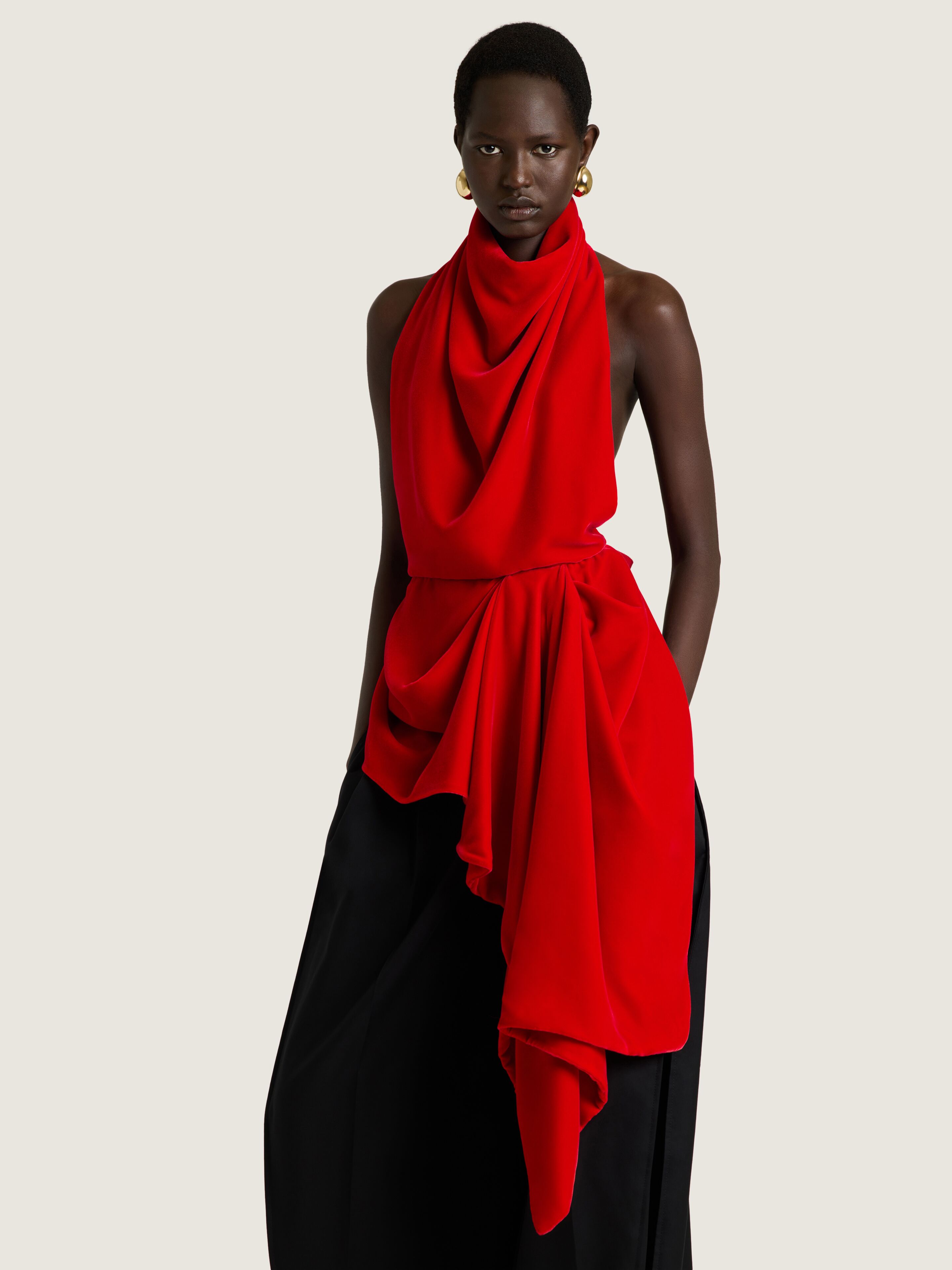 トップス 2000s 5351 pour les homme drape top Draped top in velvet with open back in - bright red - BW61NB15V9