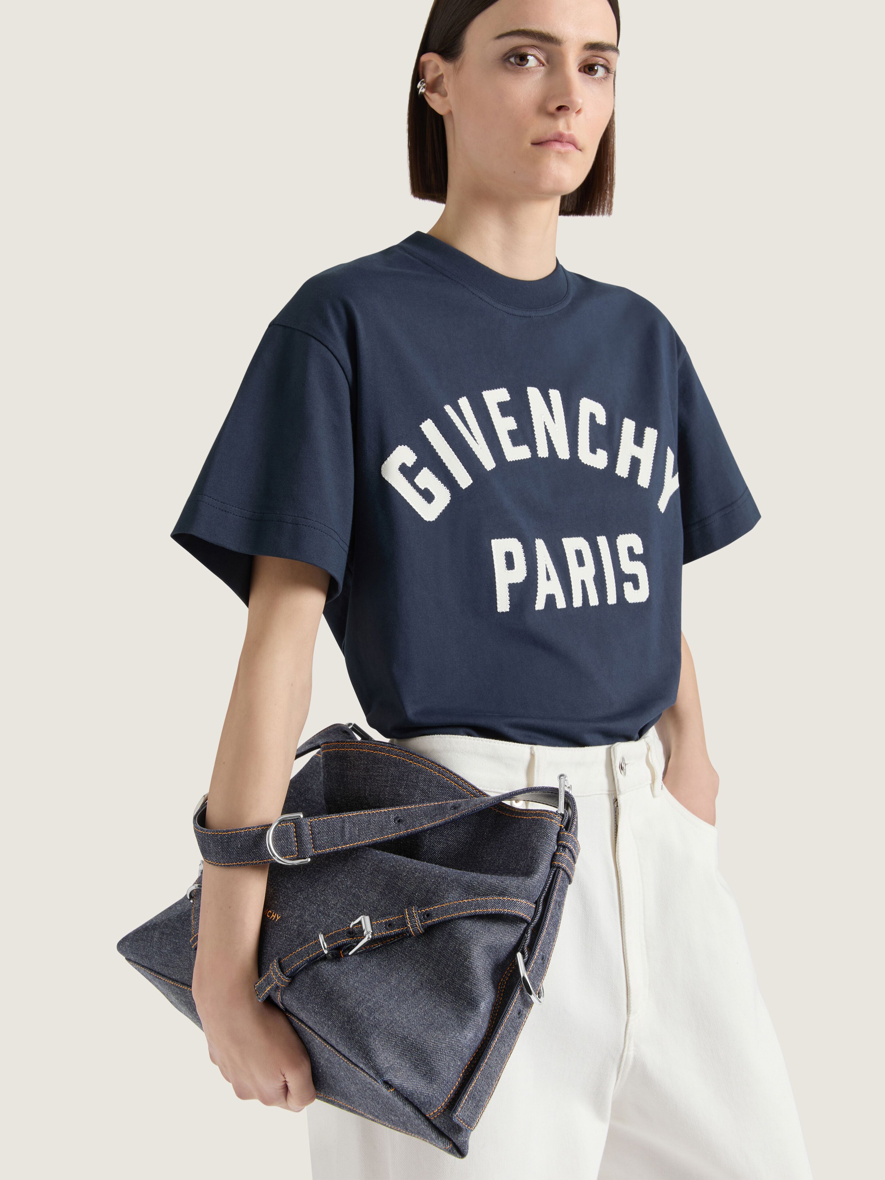 Medium Voyou bag in denim in - indigo blue - BB5131B2AH-415