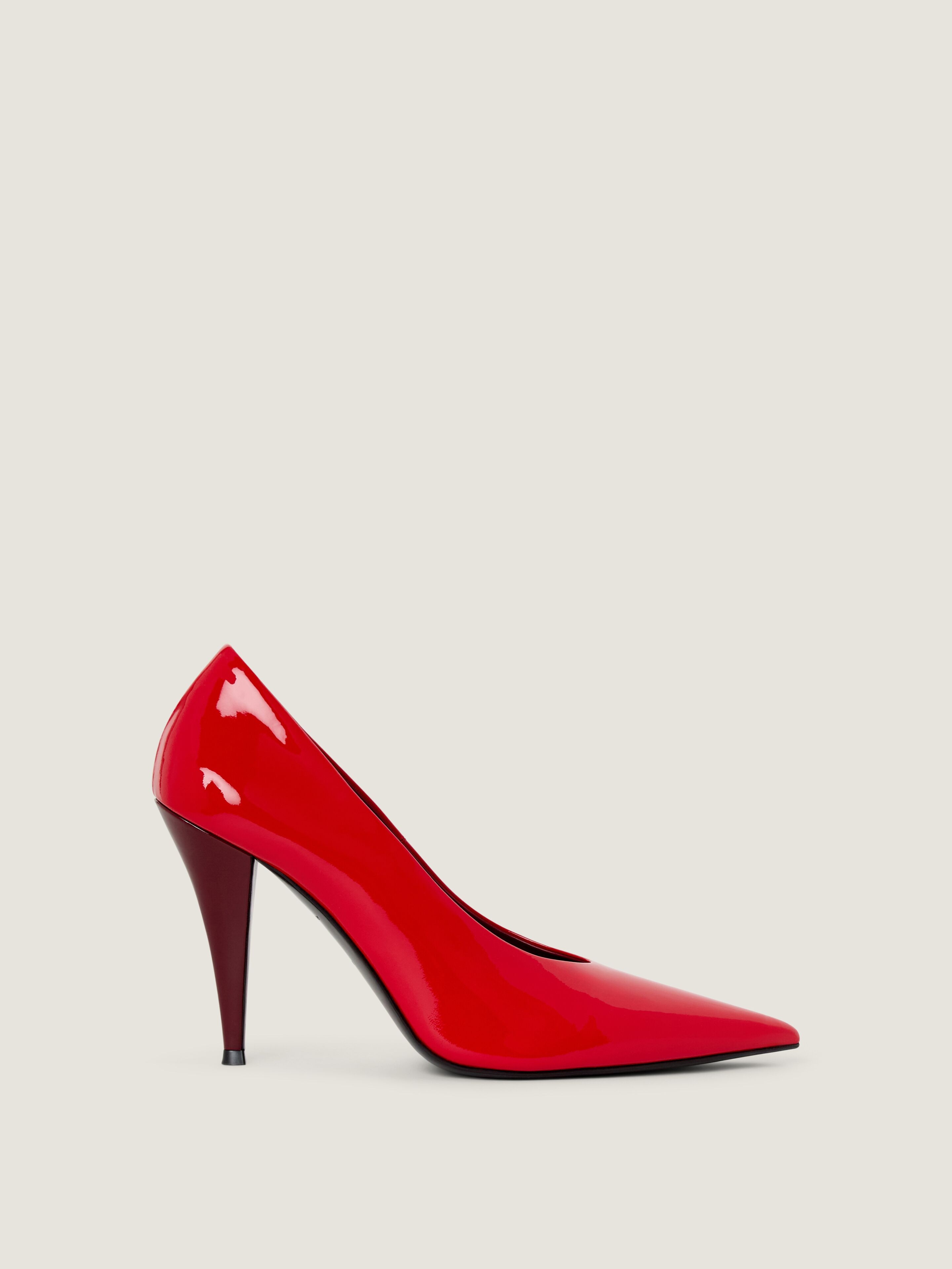Shop Women's Designer Red Shoes | Givenchy US