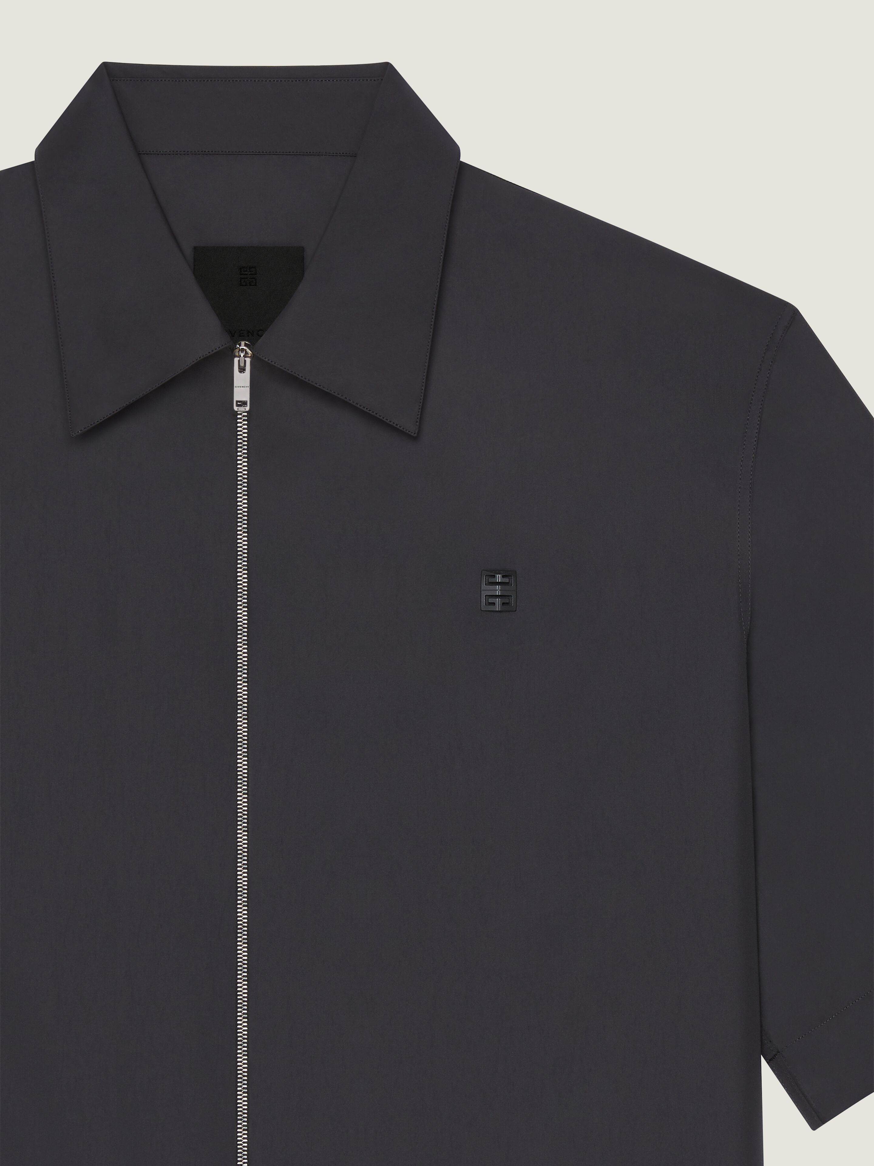 GIVENCHY - 『GIVENCHY』ジバンシー (S) ロゴプリントTシャツの
