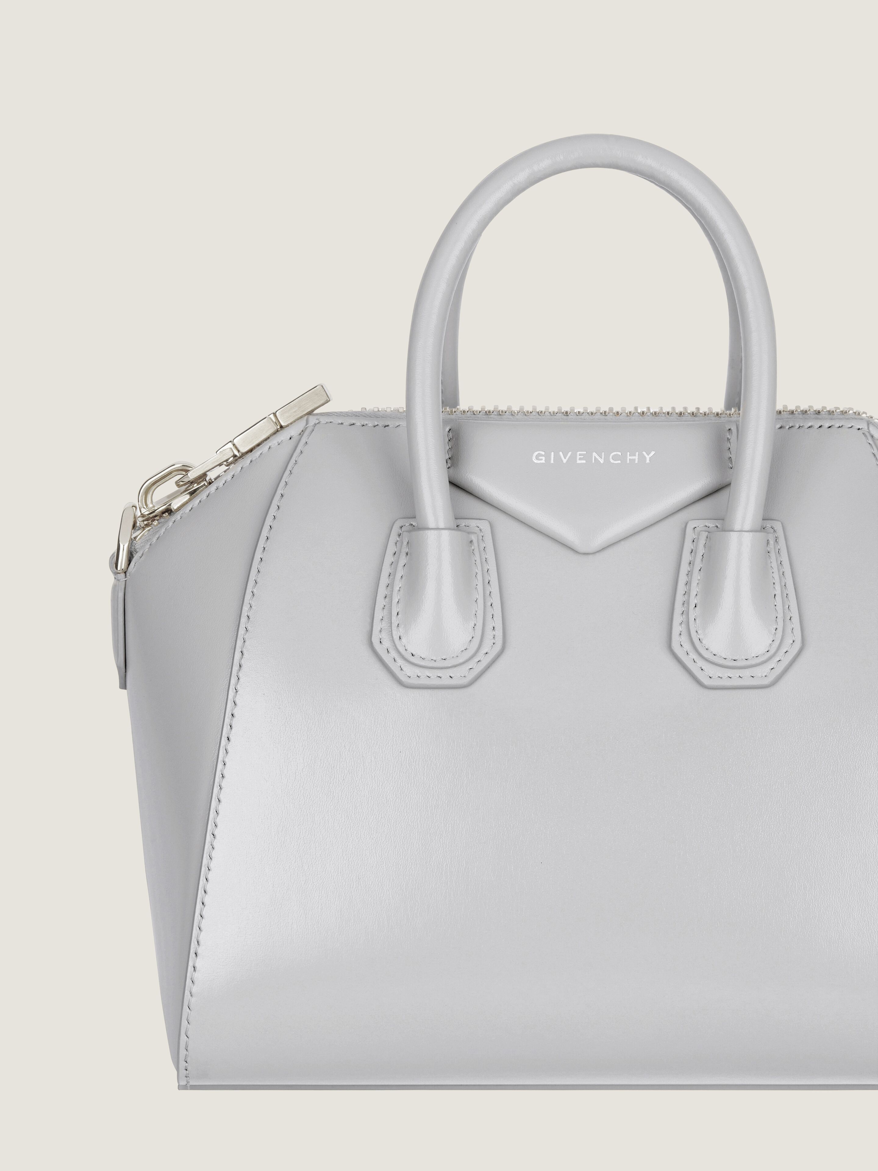 【関税＆送料込み】Givenchy Antigona Mini Bag アンティゴナ ミニ ボックスレザー - ブラック | GIVENCHY JP
