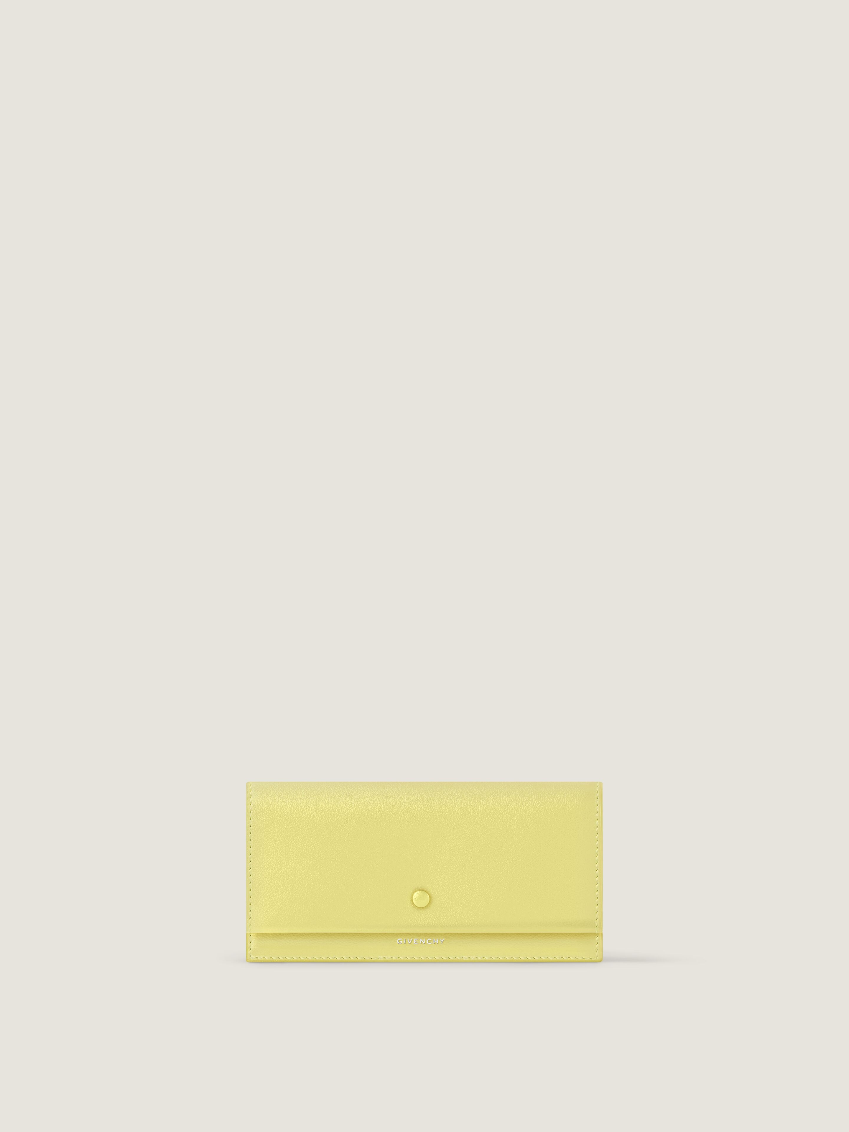 Givenchy Day Long Wallet In Grained Leather In Green