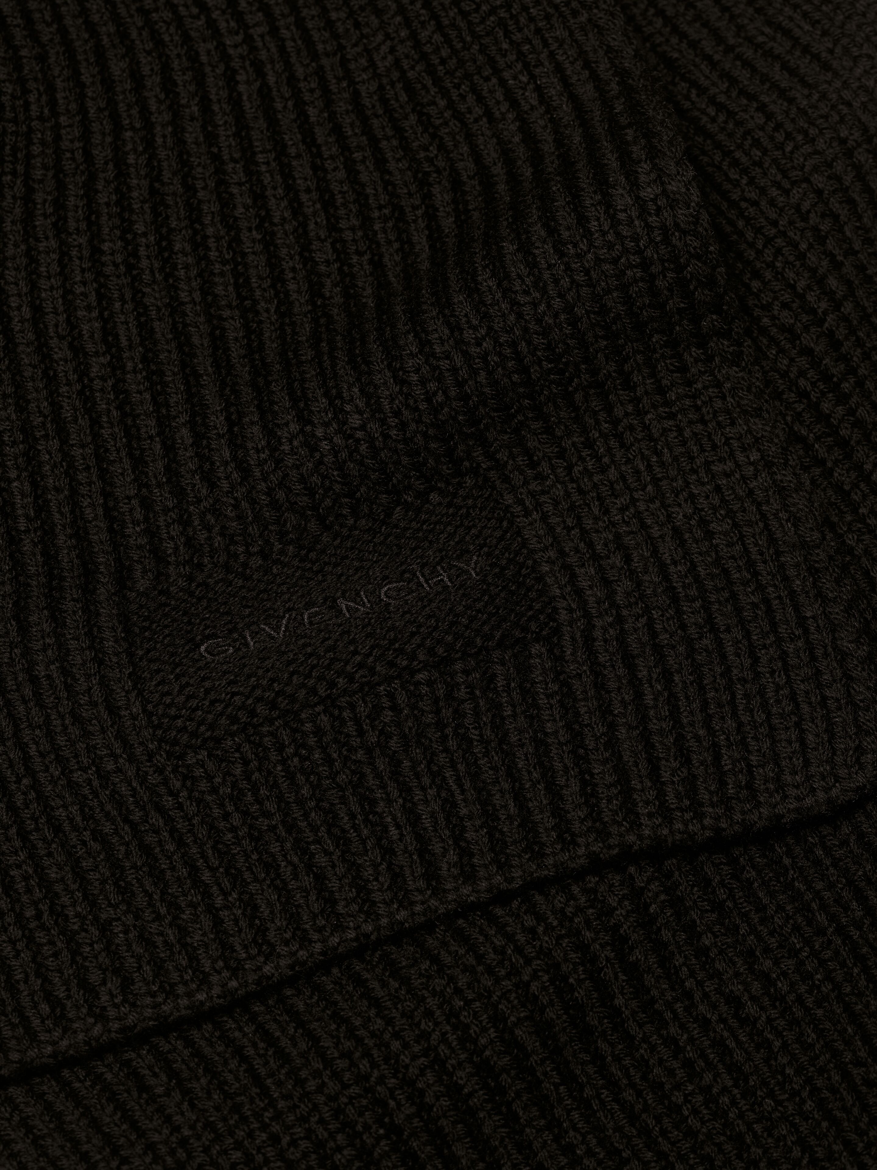 Givenchy scarf in wool in - black - BP00FRP0P6-001 | Givenchy US