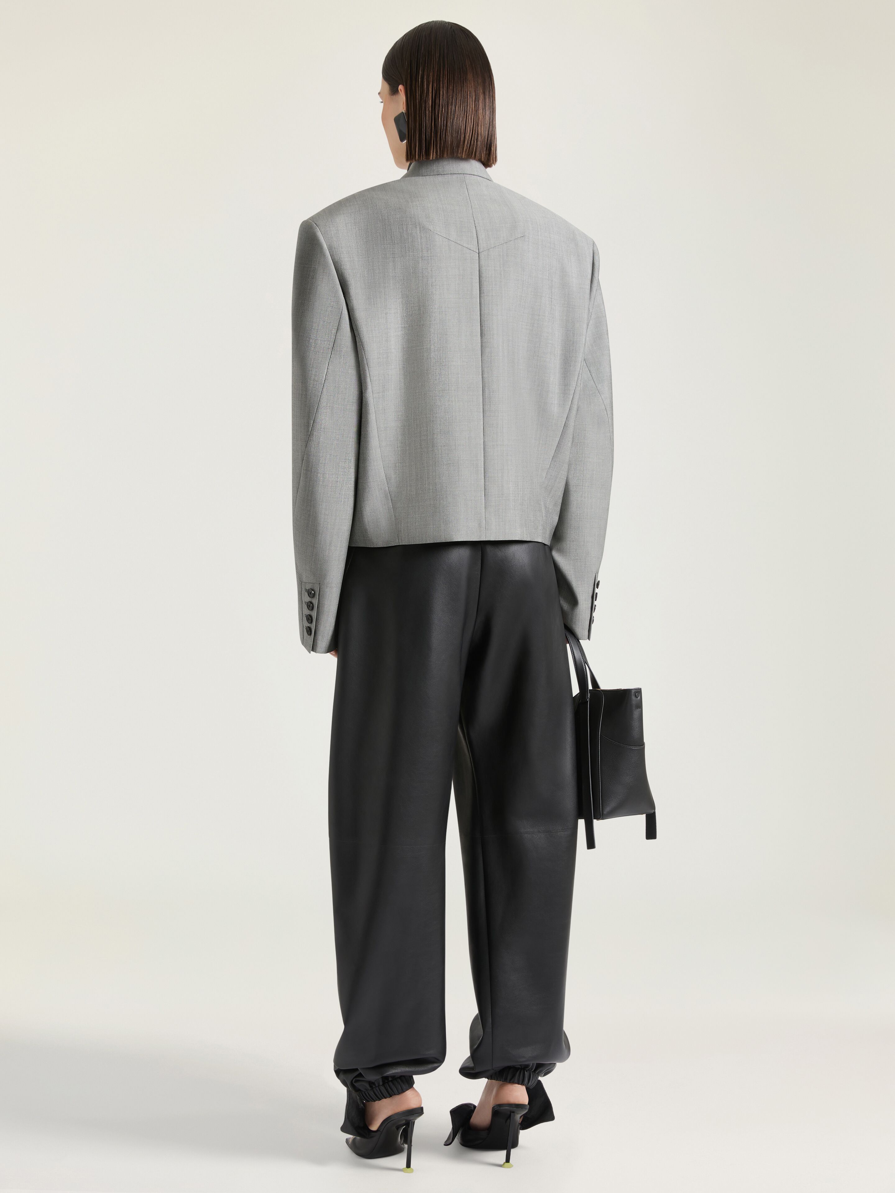 Jogger pants in nappa leather in - black - BW51BE61Z3-001
