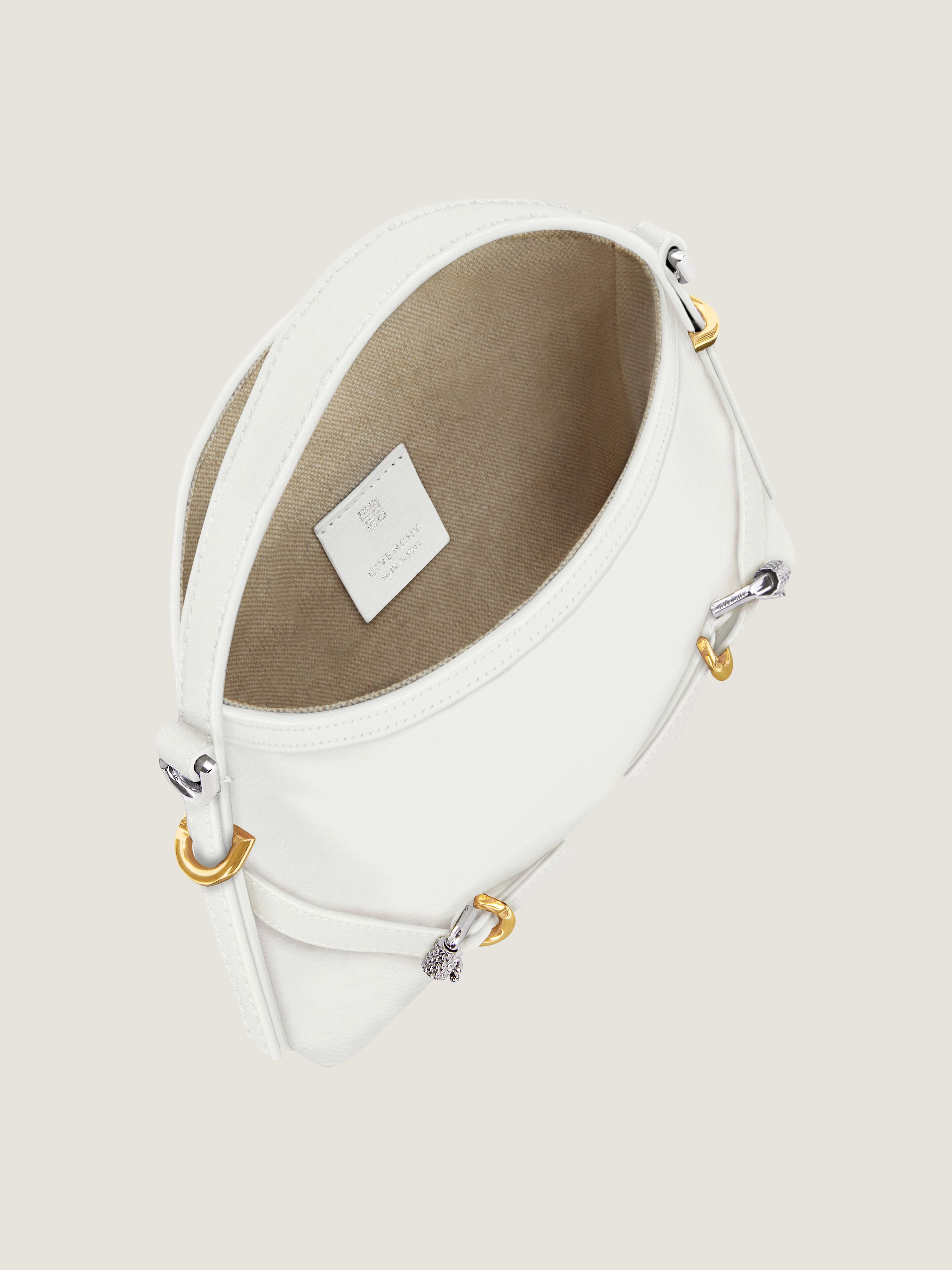 ジバンシィ Voyou Nanoレザーショルダーバッグ Givenchy Voyou レザーショルダーバッグ | ブラック | FARFETCH JP