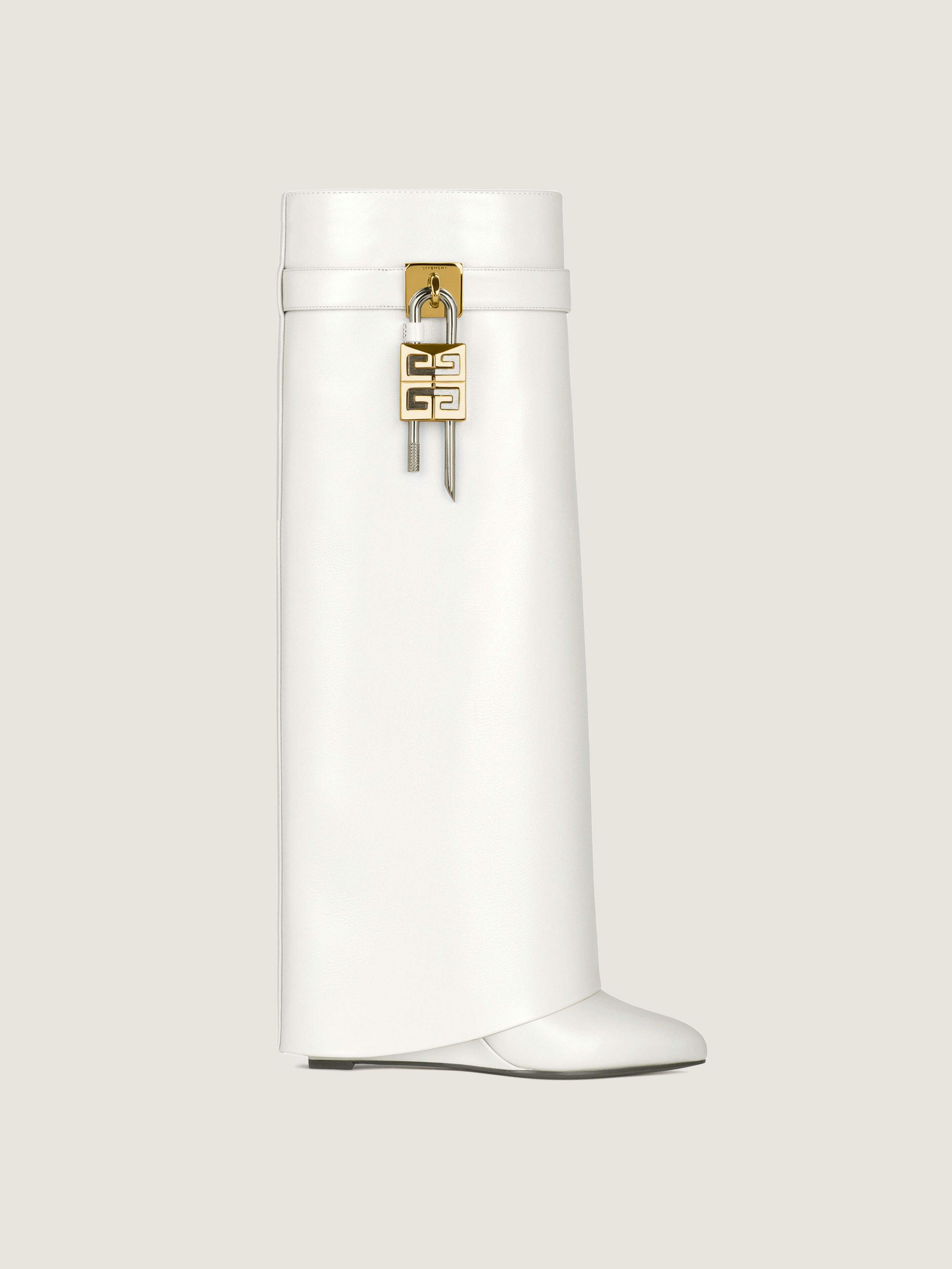 【関税＆送料込み】Givenchy Stivaletto \"Shark Lock\" Shark Lock Stiletto boots in nappa leather in - black