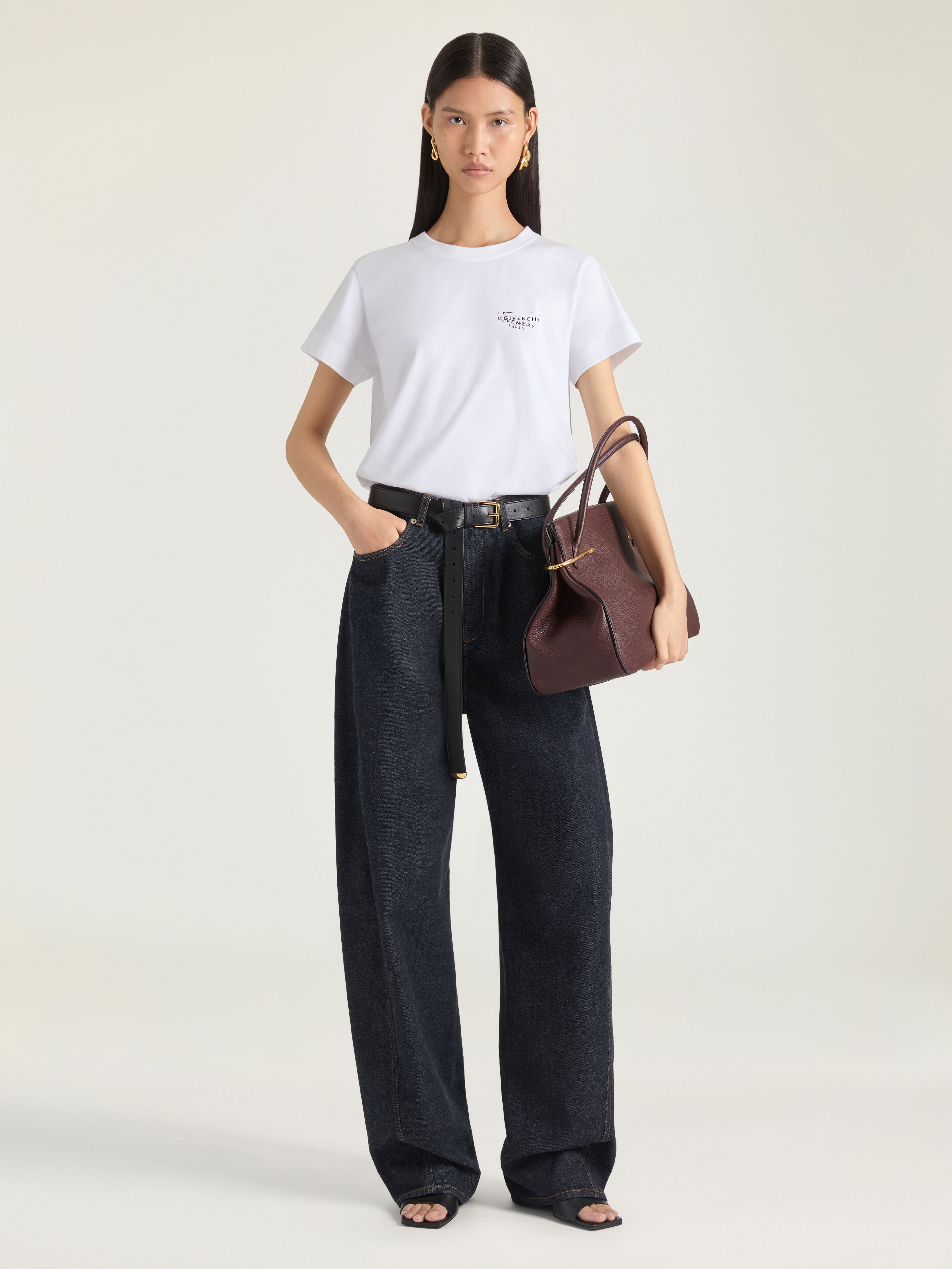 T-shirt in cotton with Givenchy Stamp print in - white