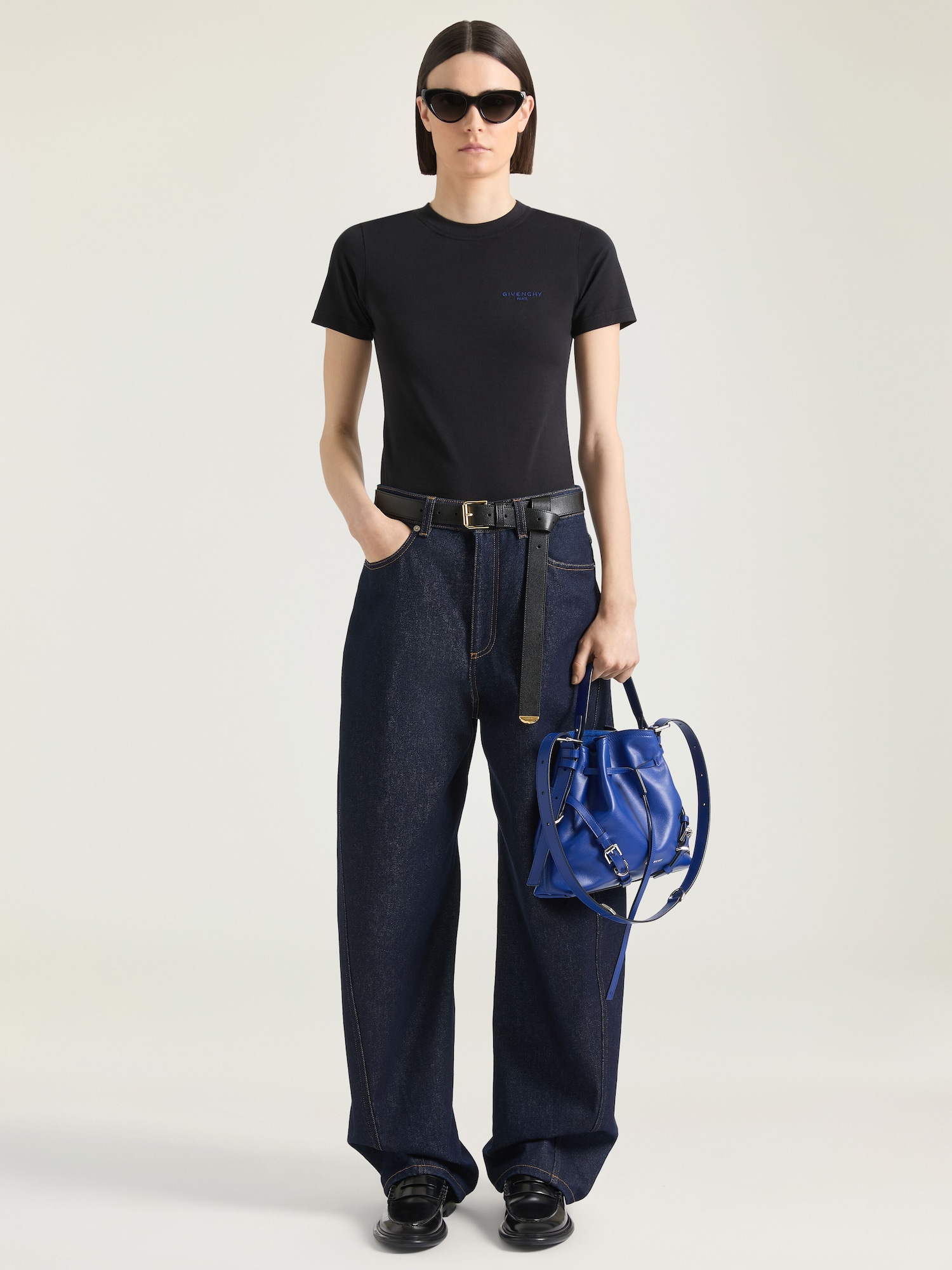 GIVENCHY スリム GIVENCHY PARISエンブロイダリー コットン Tシャツ