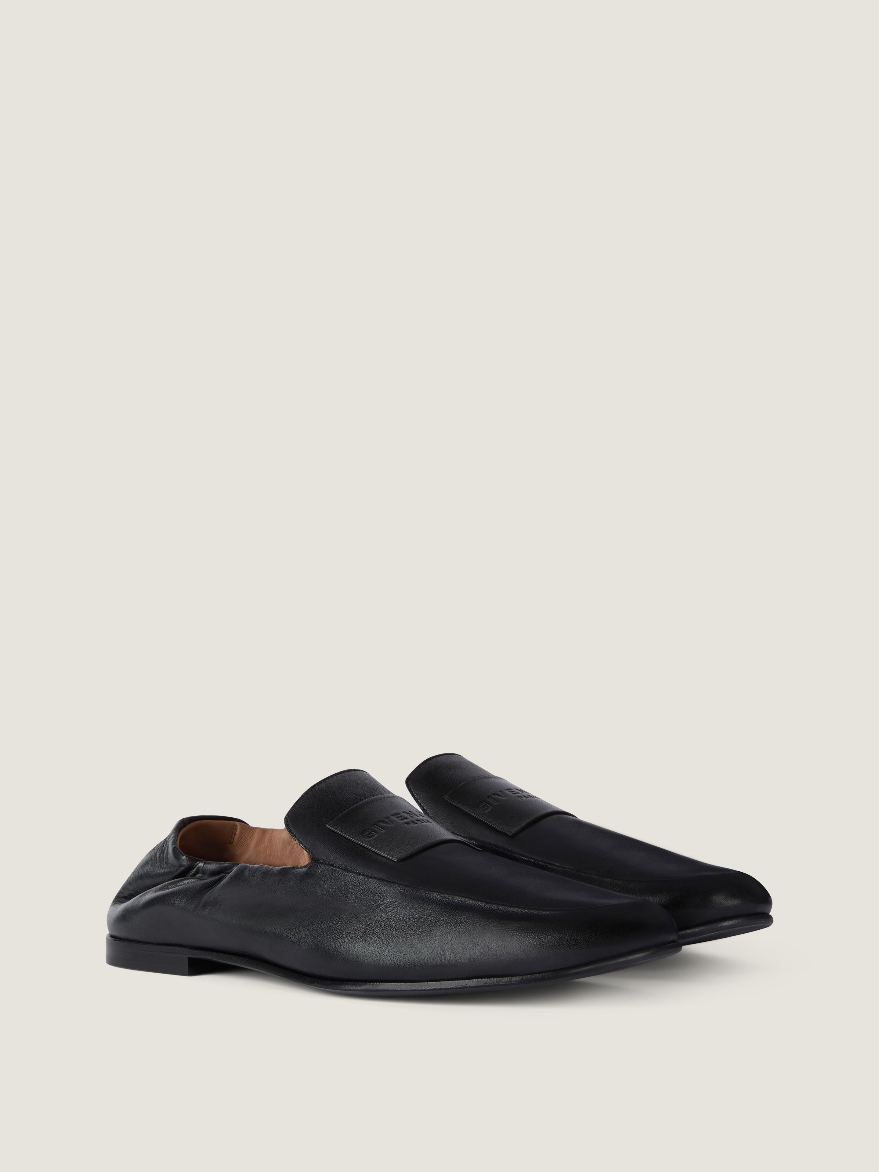 GIVENCHY ローファー ブラック Label loafers in nappa leather in - black - BH203UH1Y5-001 | Givenchy
