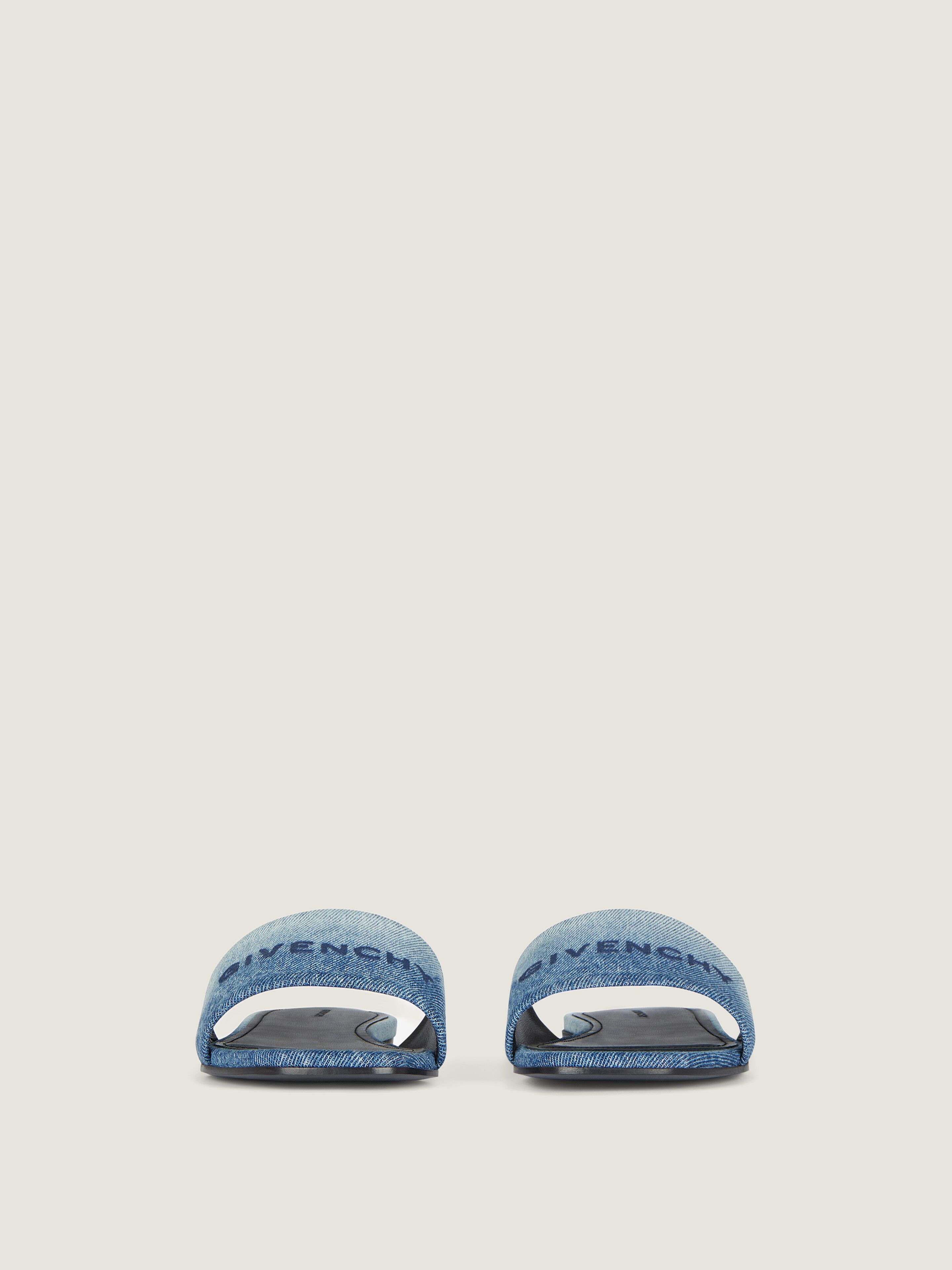 早い者勝ち【GIVENCHY】4G フラットミュール ストライプデニム 4G flat mules in gradient denim in - medium blue | Givenchy US