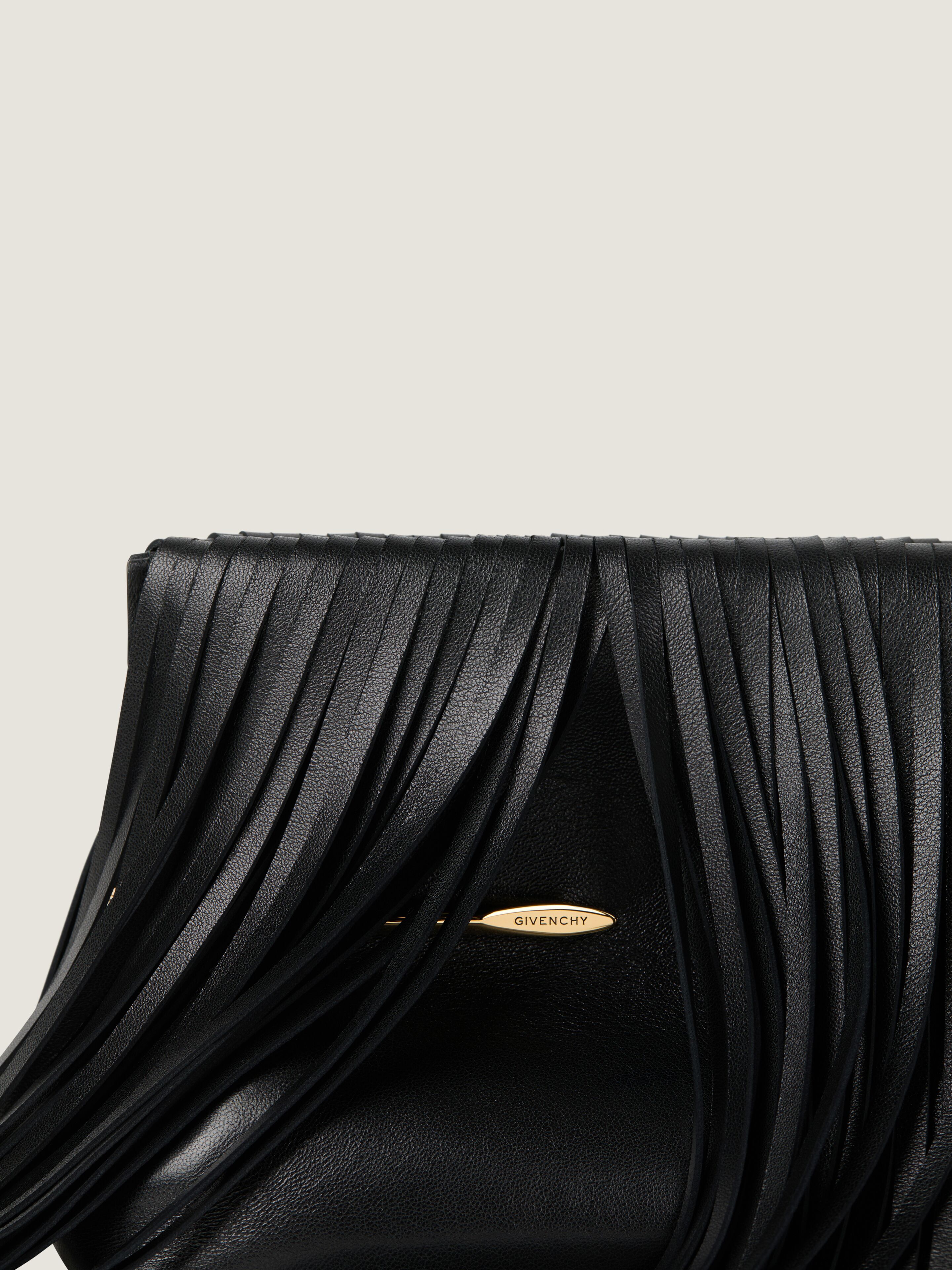 Pinch Soft clutch in nappa leather with fringes in - black