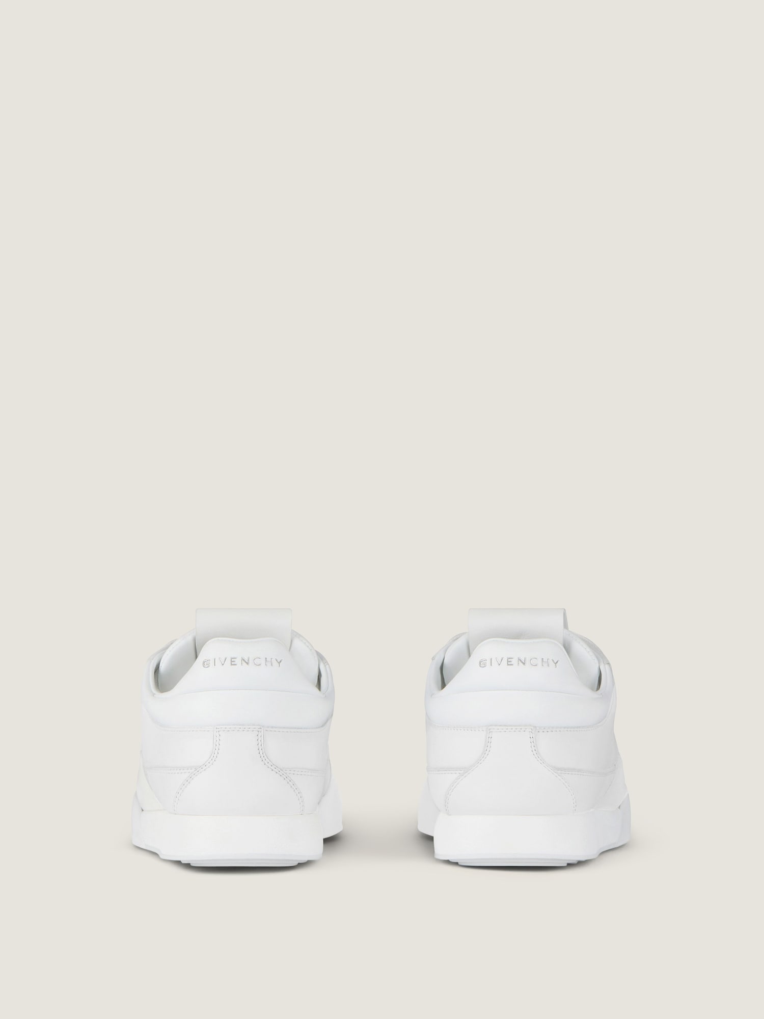 Givenchy Yard sneakers in leather and suede in - white 