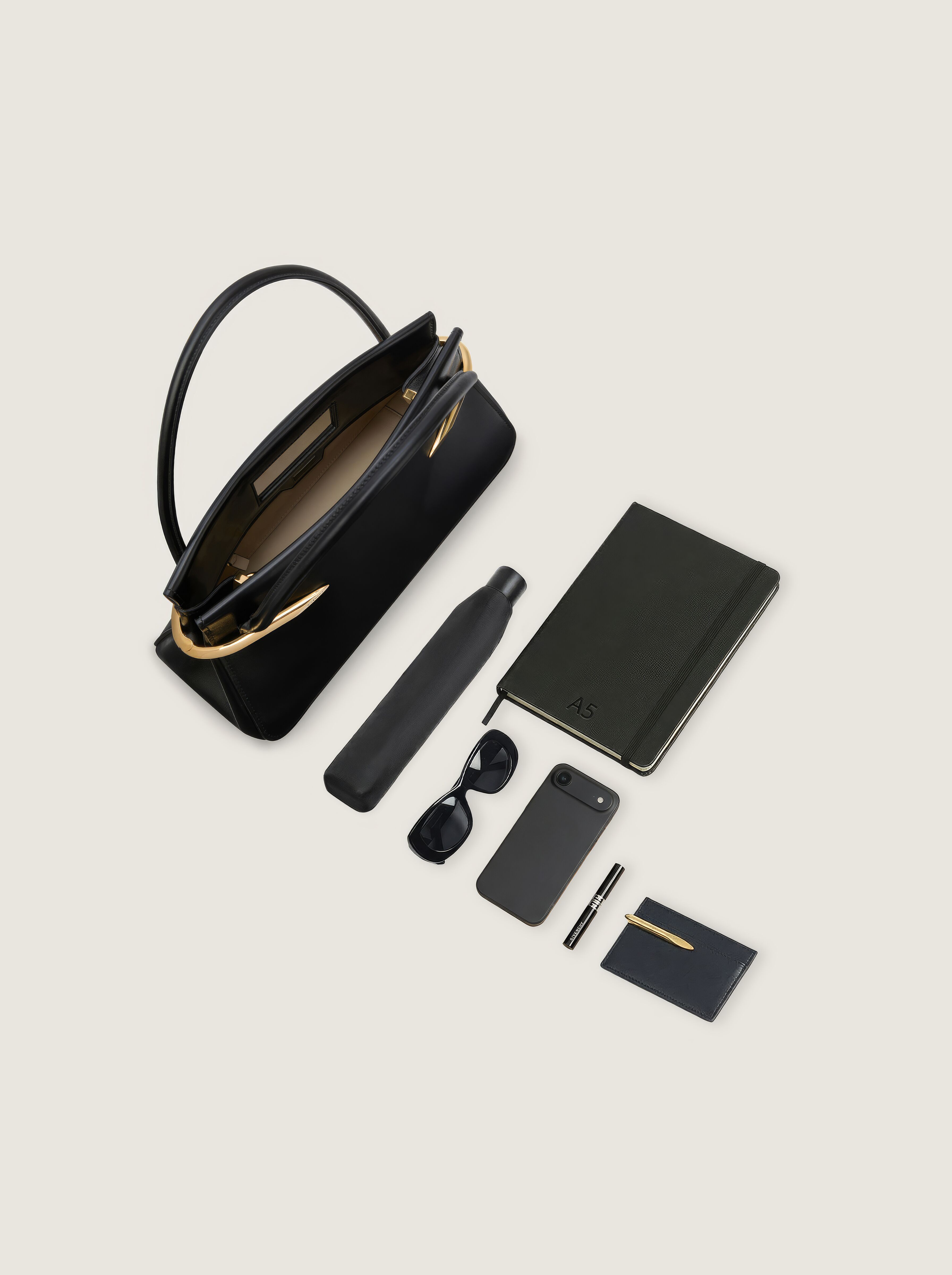 Medium Pinch bag in leather in - black - BB5158B2CN-001 | Givenchy US