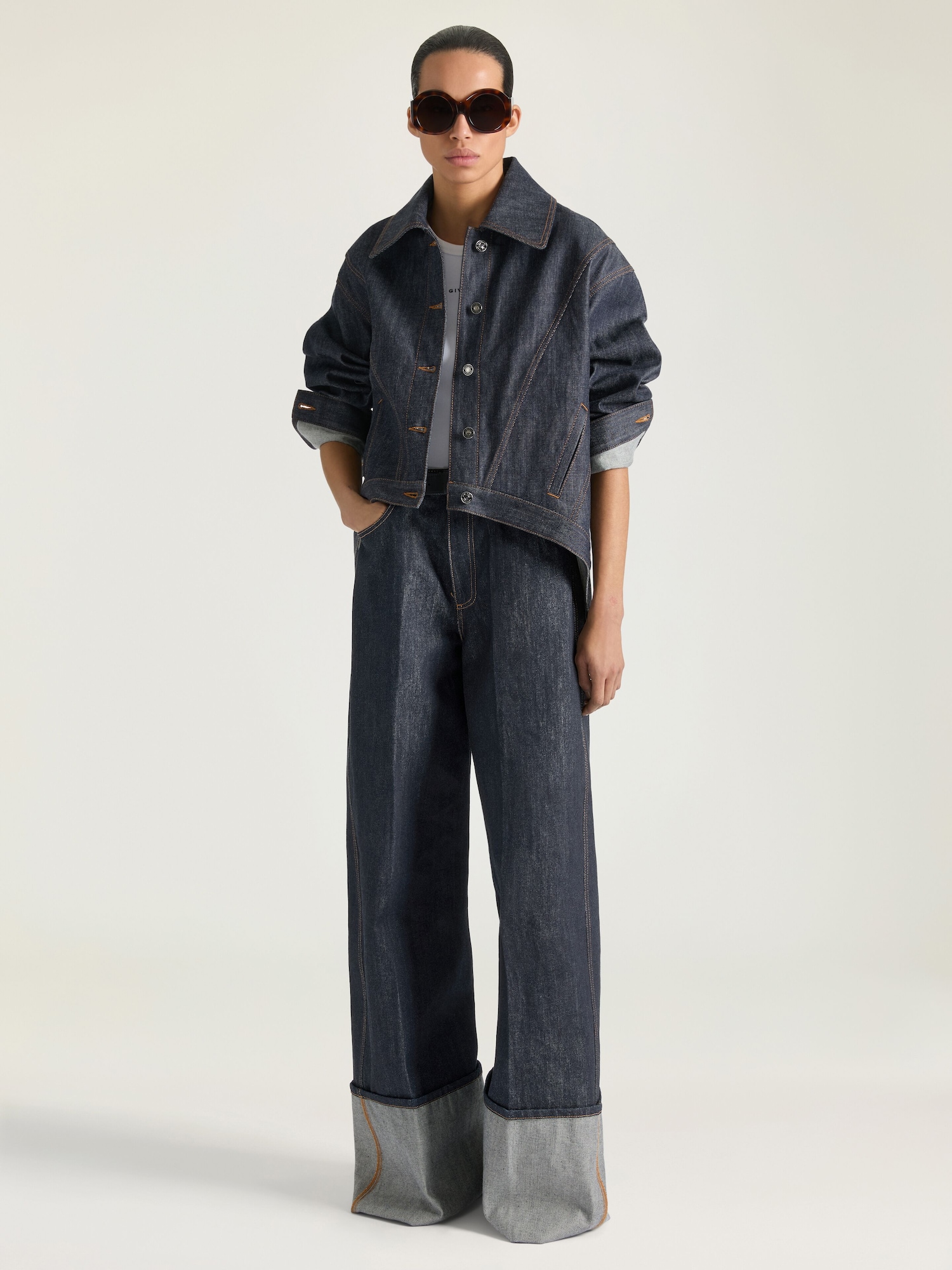 Raw turn-up jeans